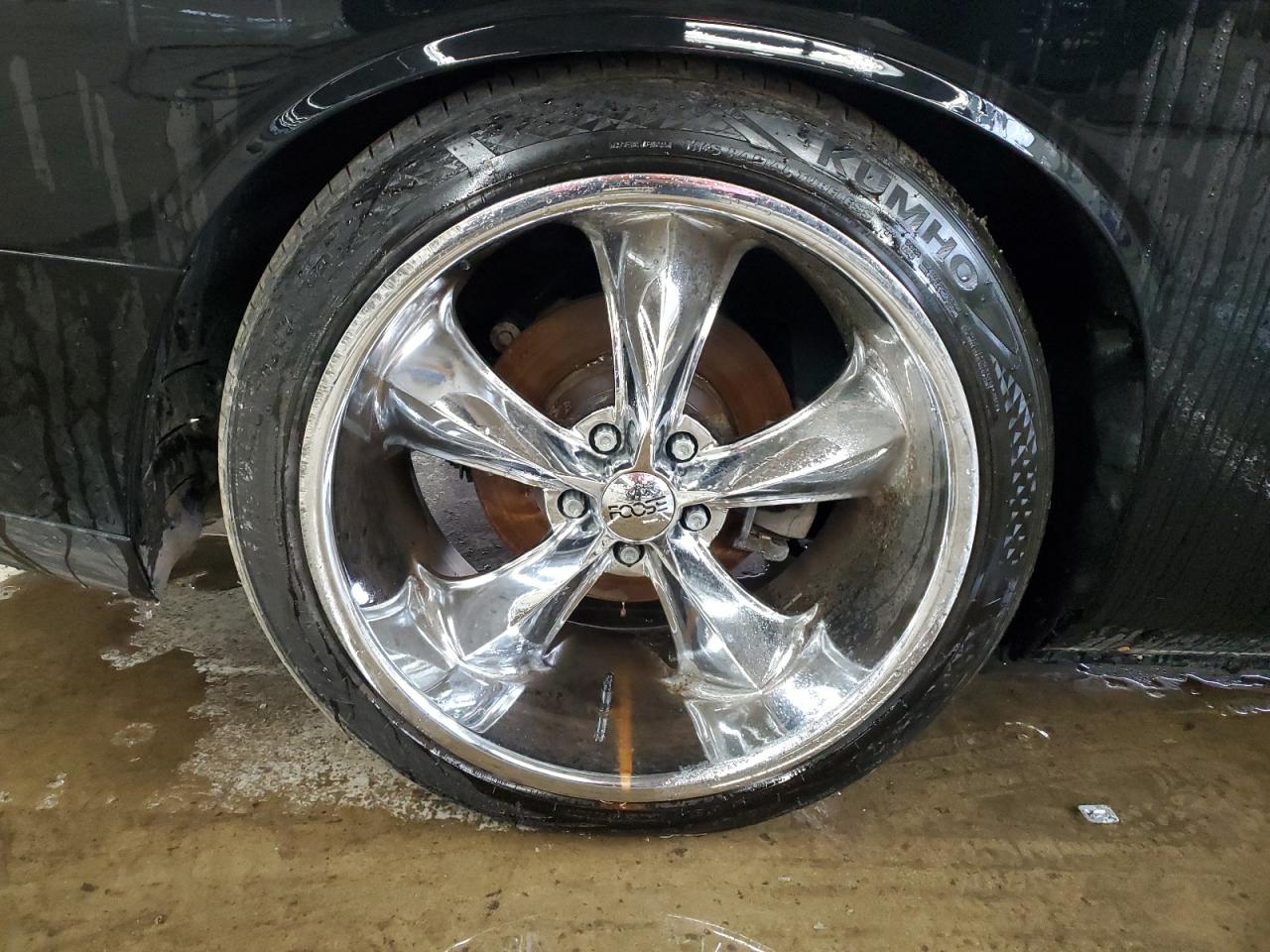 2015 Dodge Challenger Sxt Plus Black vin: 2C3CDZBT5FH744294 Damage: Right Rear Wheel, Curb Rash, > 12 Inches