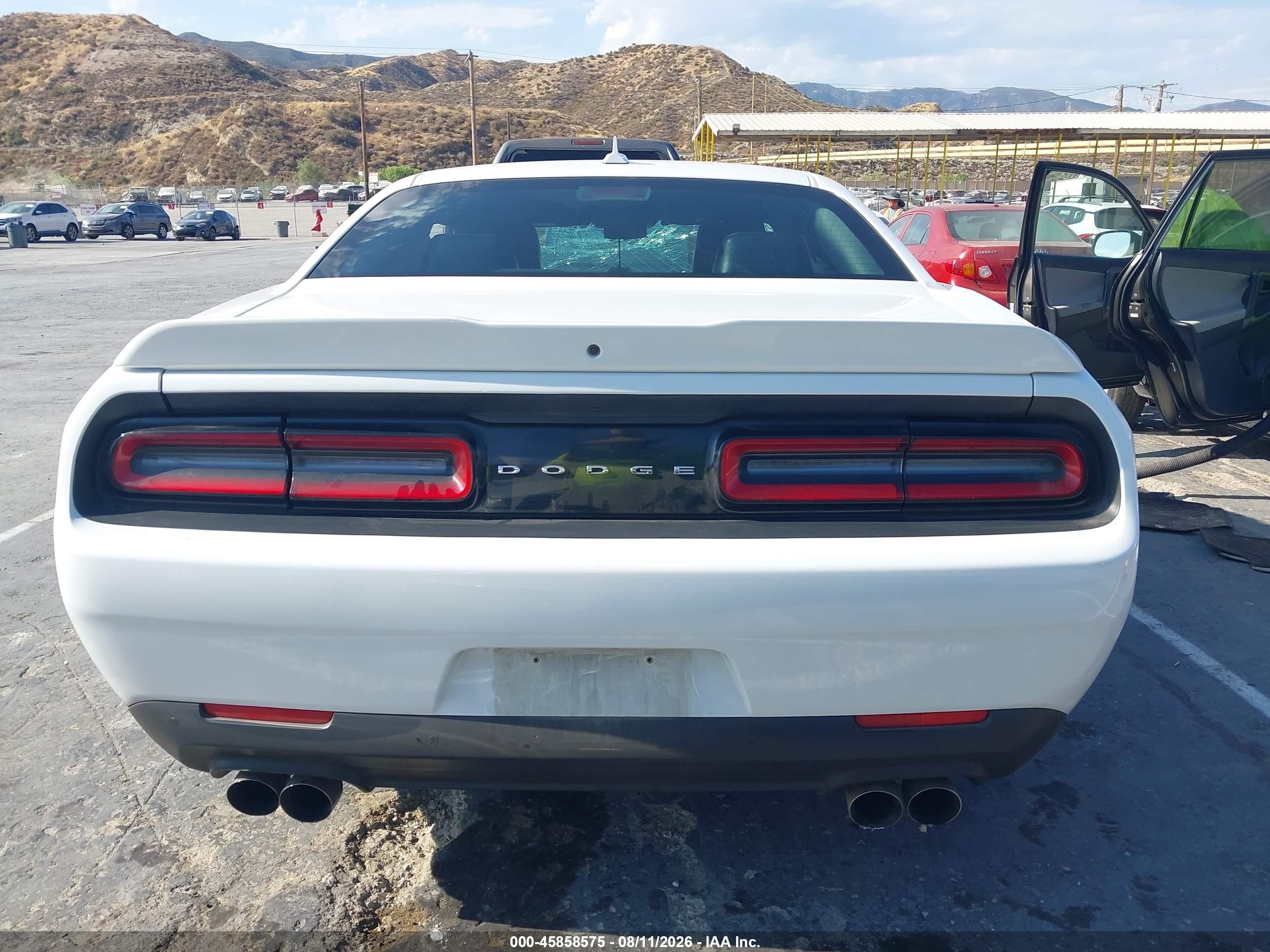 2015 Dodge Challenger R/t Plus Белый vin: 2C3CDZBT5FH924214
