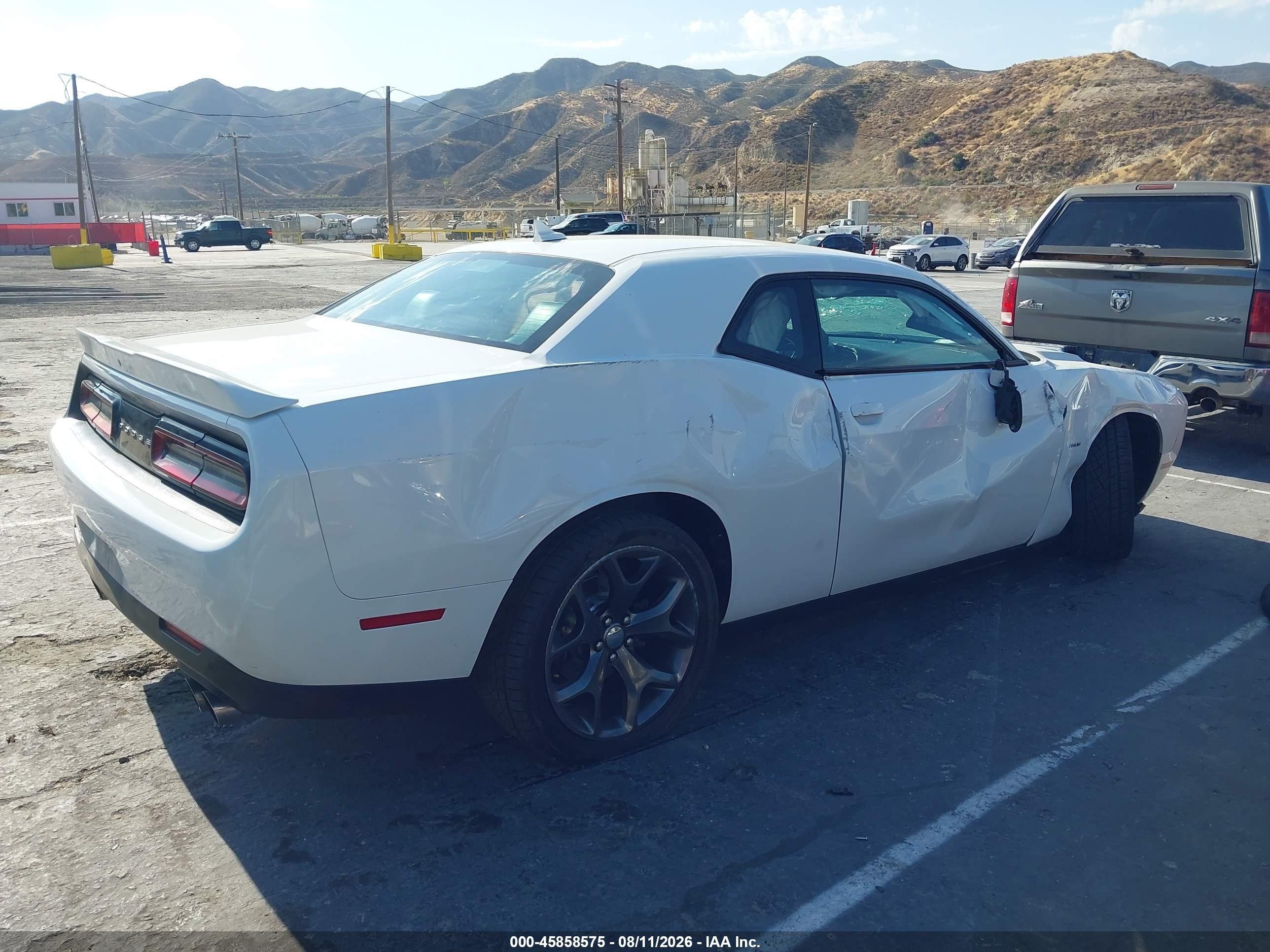 2015 Dodge Challenger R/t Plus Белый vin: 2C3CDZBT5FH924214