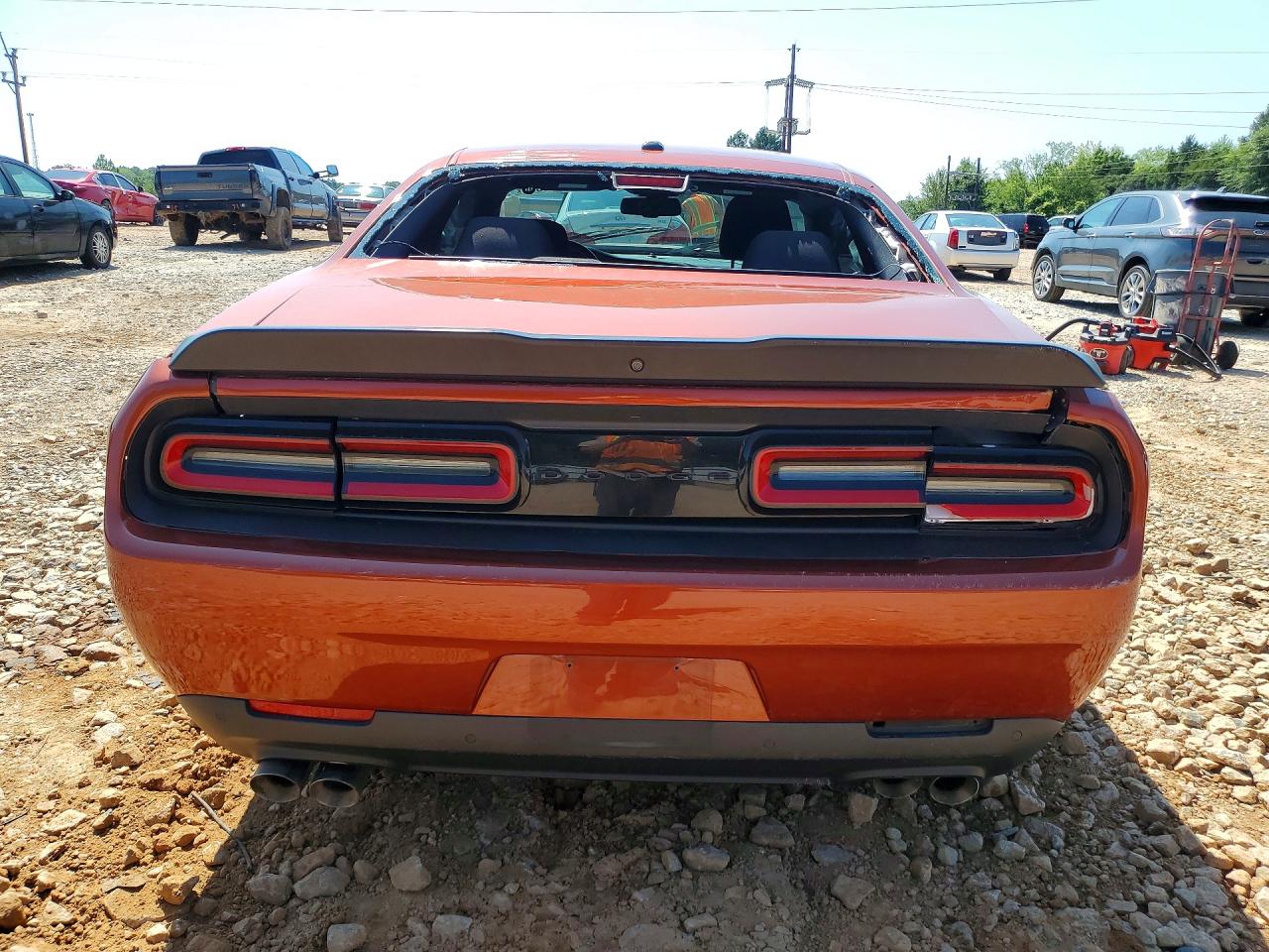 2021 Dodge Challenger R/t Оранжевый vin: 2C3CDZBT5MH631927