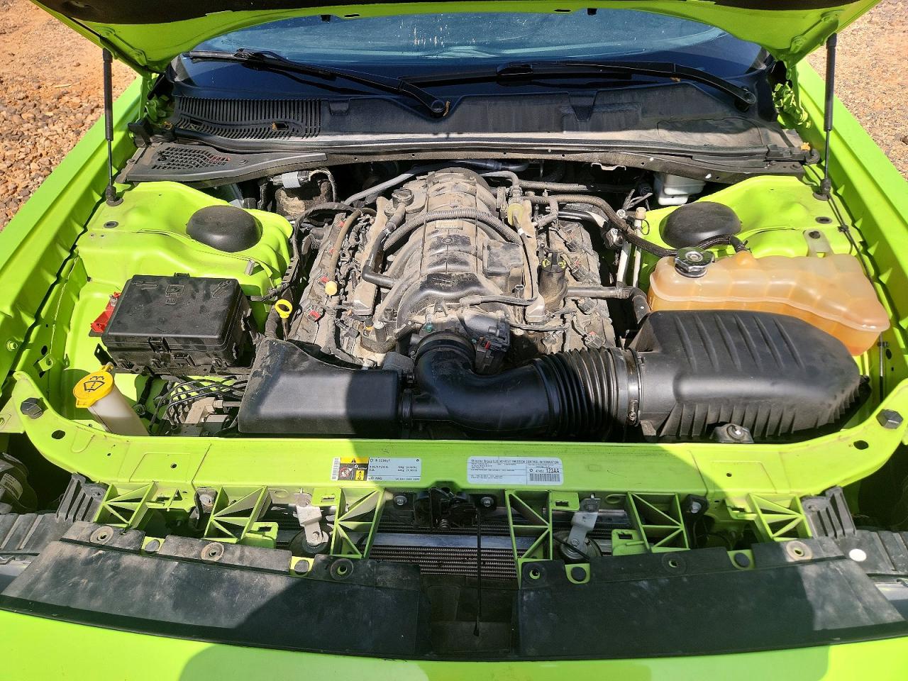 2015 Dodge Challenger Sxt Plus Green vin: 2C3CDZBT6FH710073