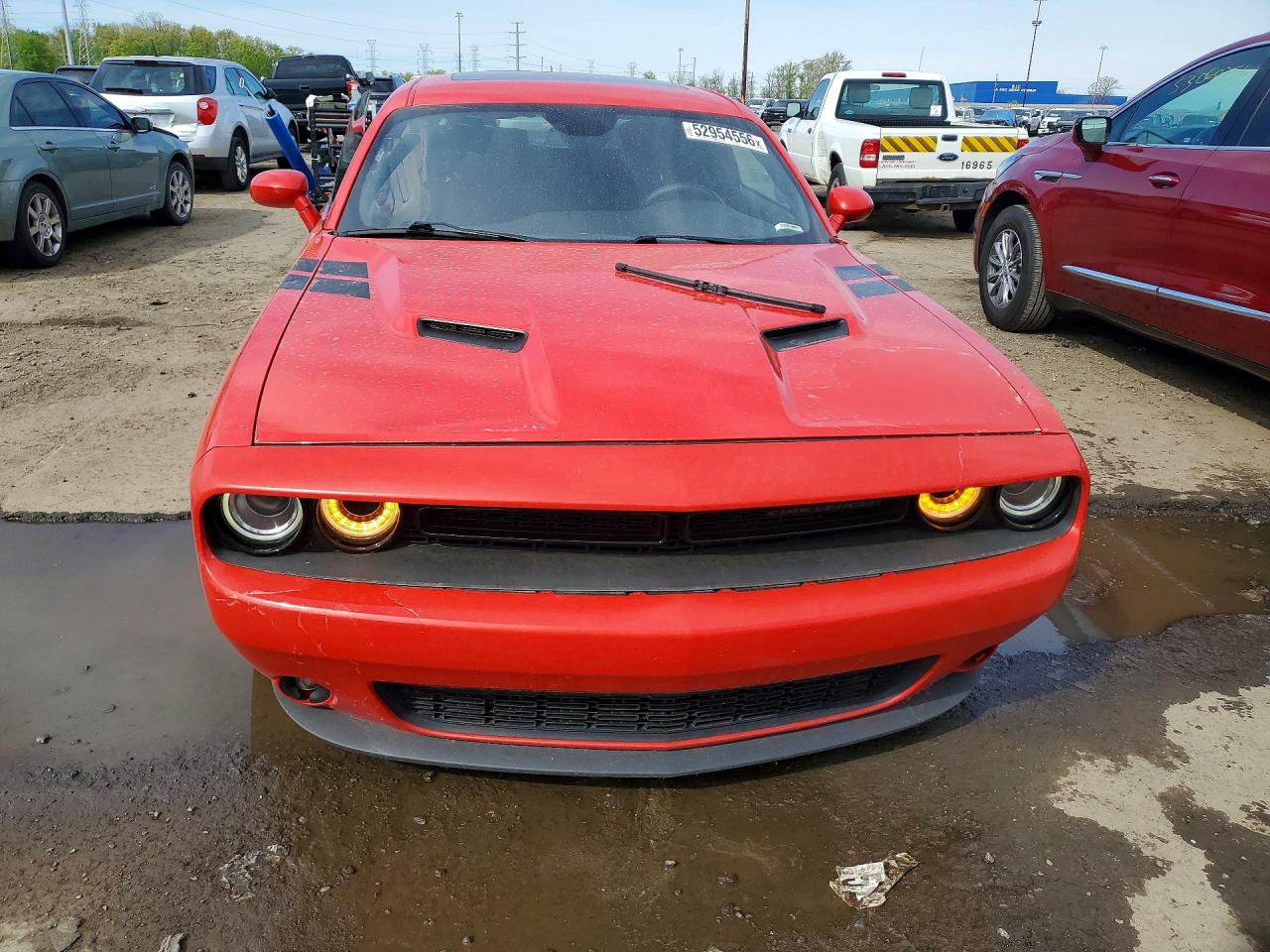 2017 Dodge Challenger R Red vin: 2C3CDZBT6HH604905