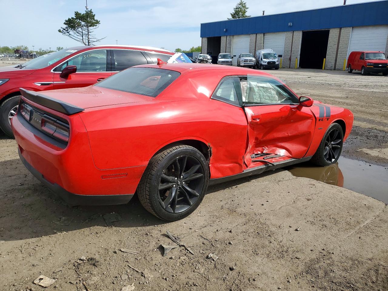 2017 Dodge Challenger R Red vin: 2C3CDZBT6HH604905