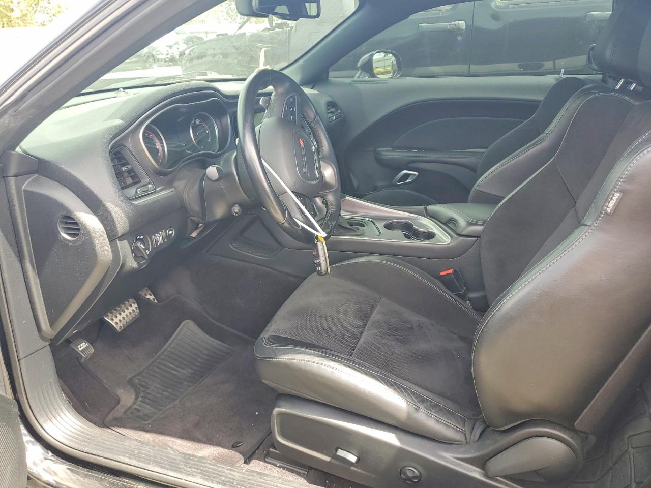 2019 Dodge Challenger R Black vin: 2C3CDZBTXKH503454