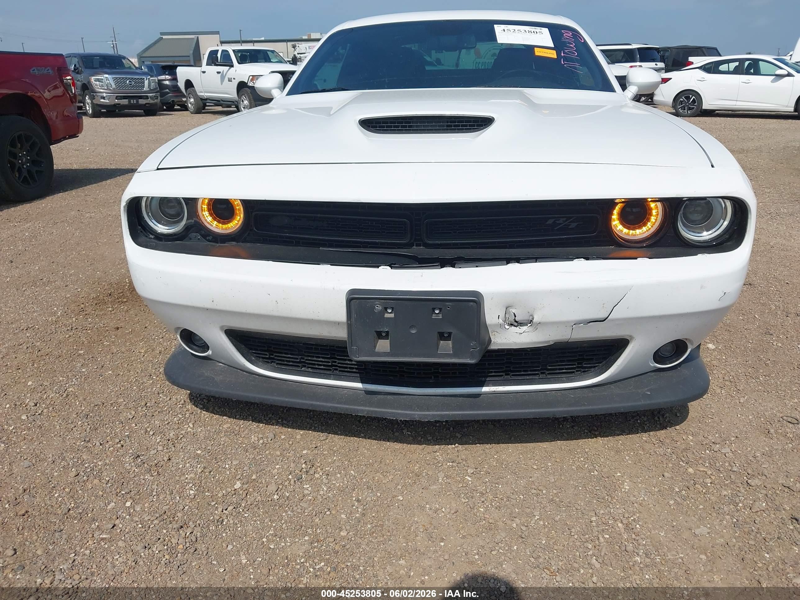 2022 Dodge Challenger R/t White vin: 2C3CDZBTXNH160214