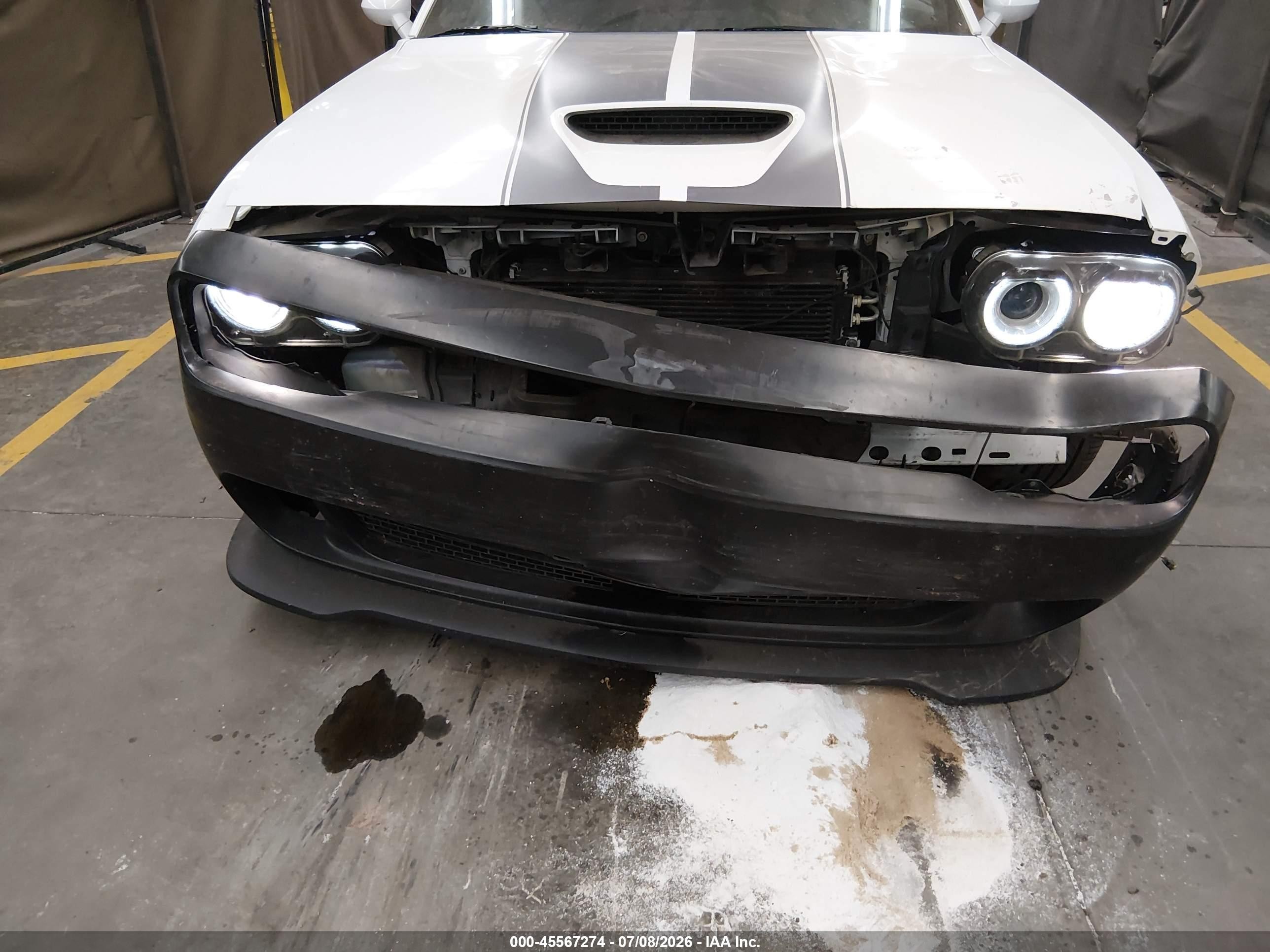 2015 Dodge Challenger Srt 392 White vin: 2C3CDZDJ3FH706672