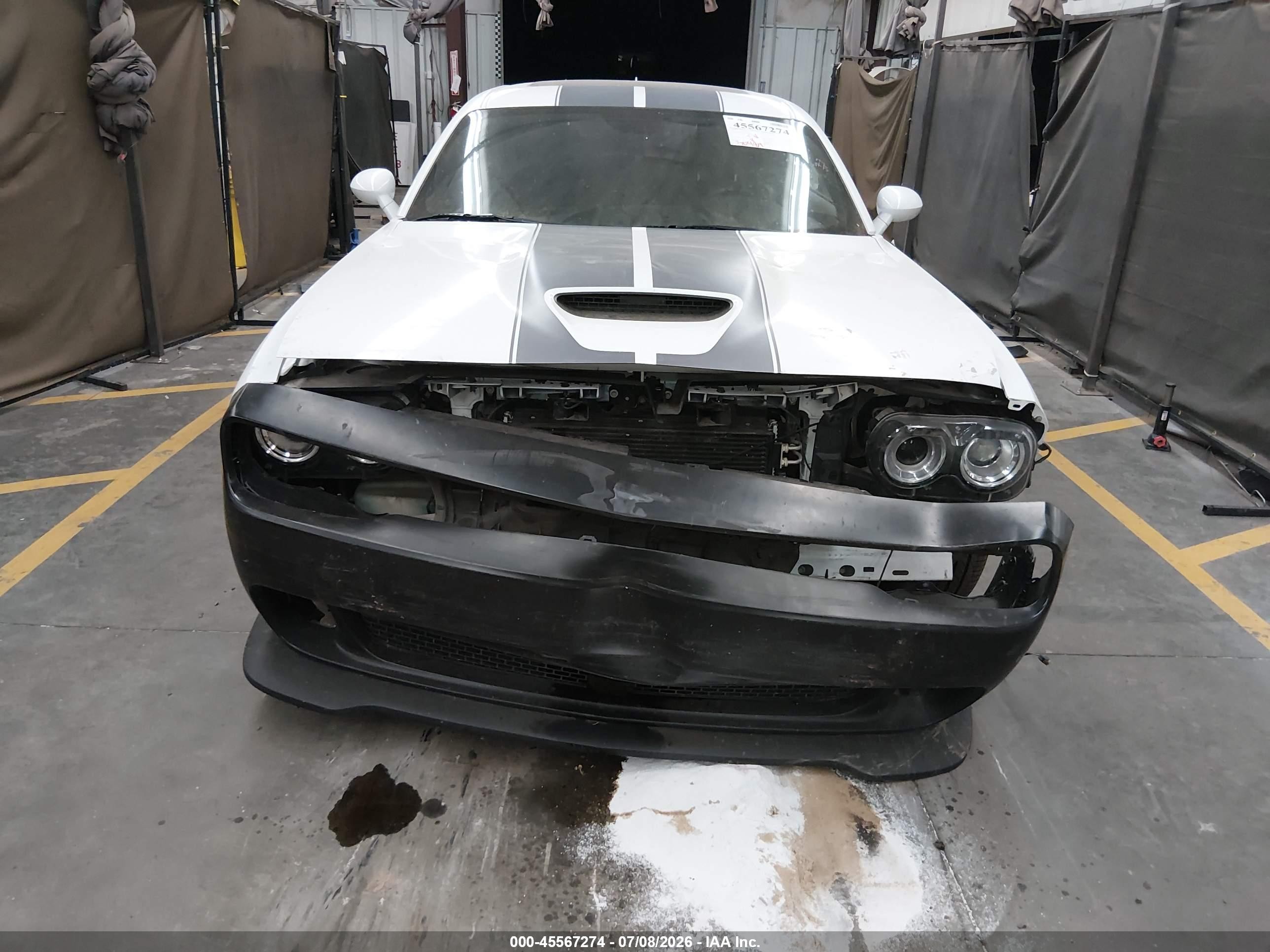 2015 Dodge Challenger Srt 392 White vin: 2C3CDZDJ3FH706672