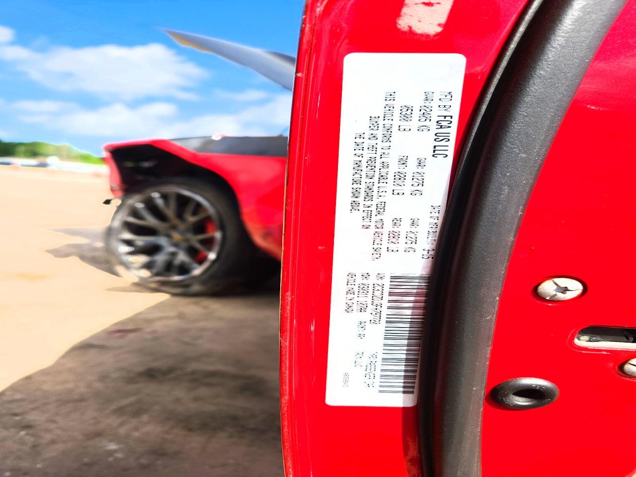 2015 Dodge Challenger Srt 392 Red vin: 2C3CDZDJ3FH797720