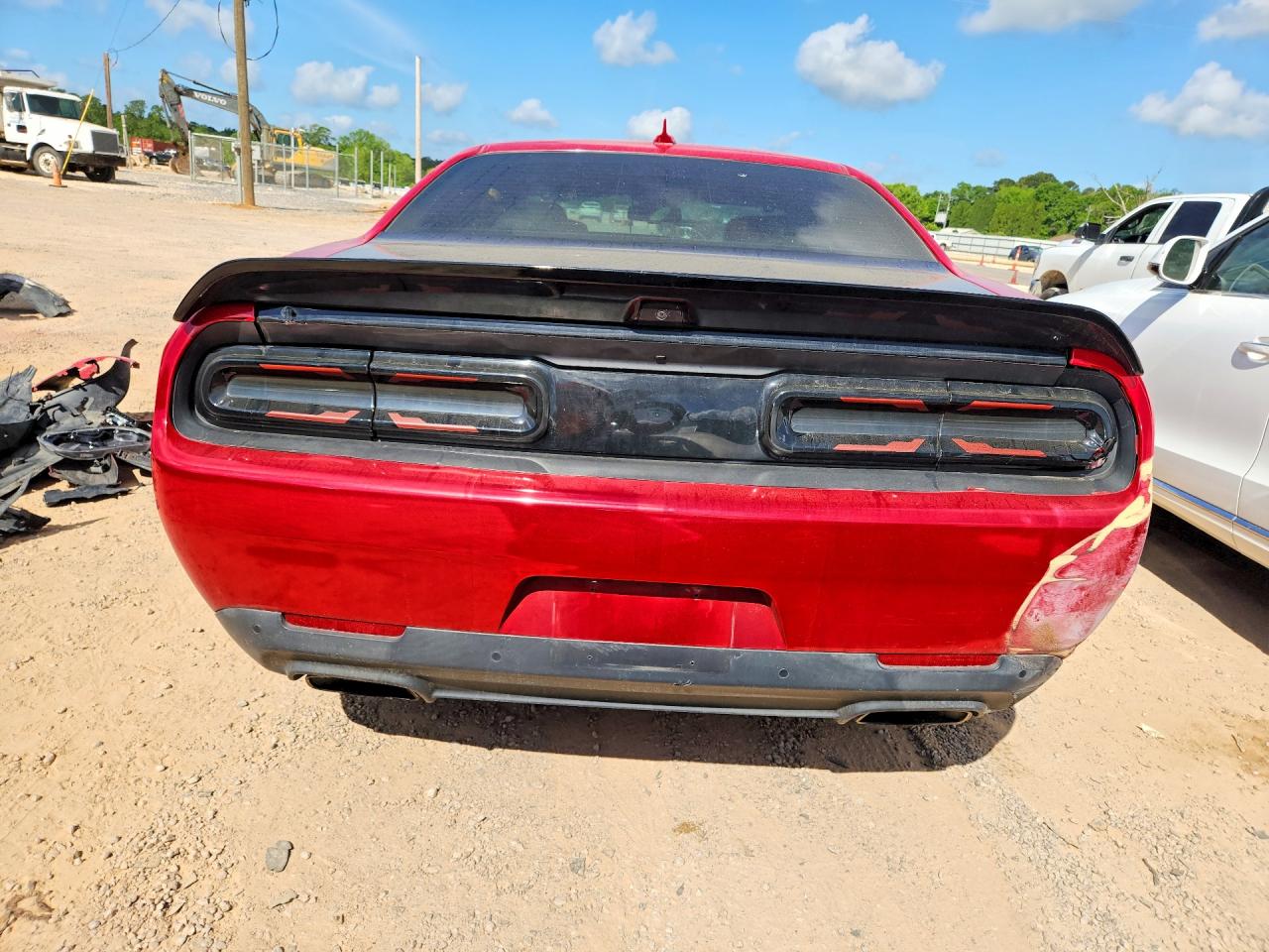 2015 Dodge Challenger Srt 392 Red vin: 2C3CDZDJ3FH797720