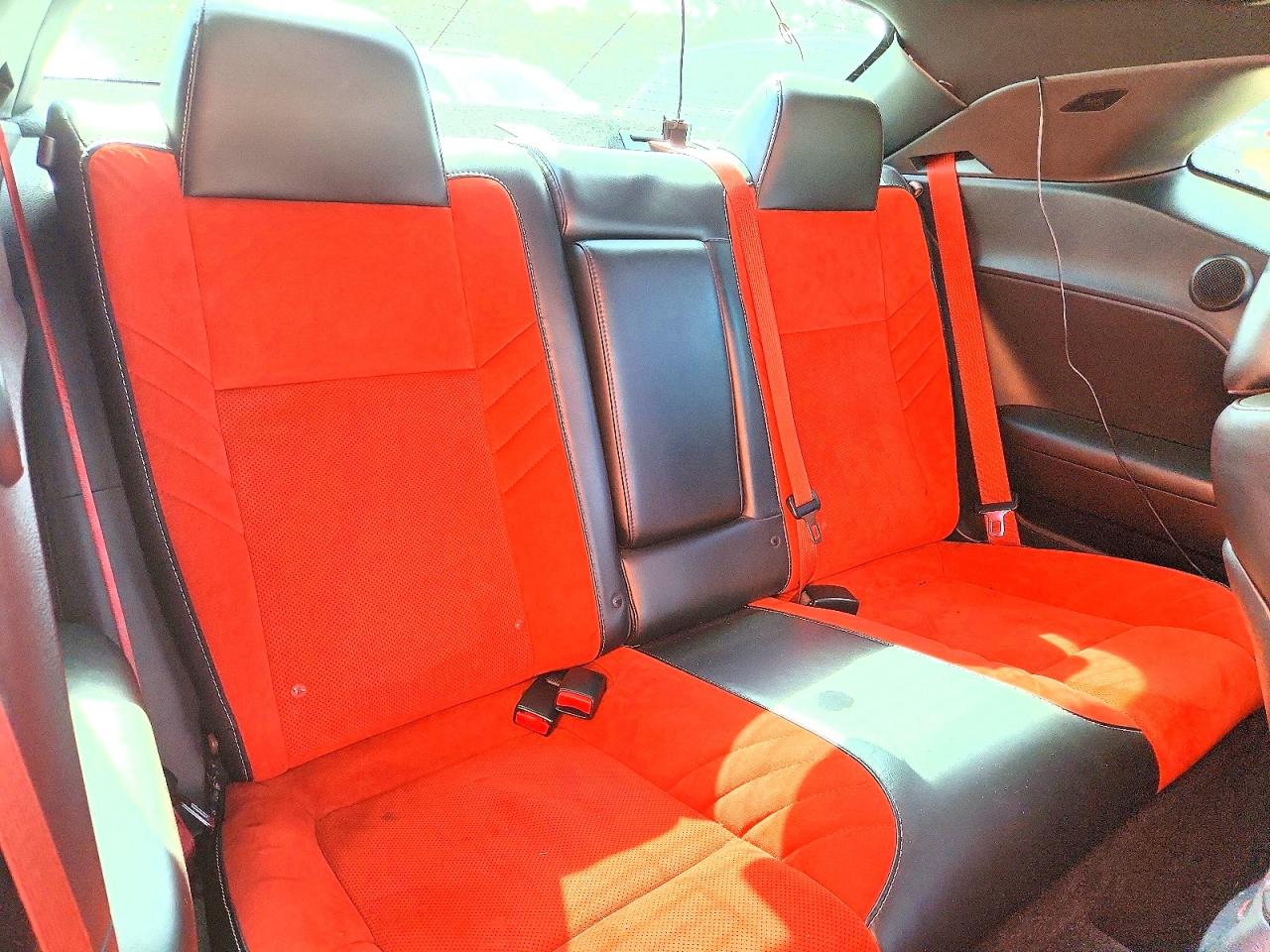 2015 Dodge Challenger Srt 392 Red vin: 2C3CDZDJ3FH797720
