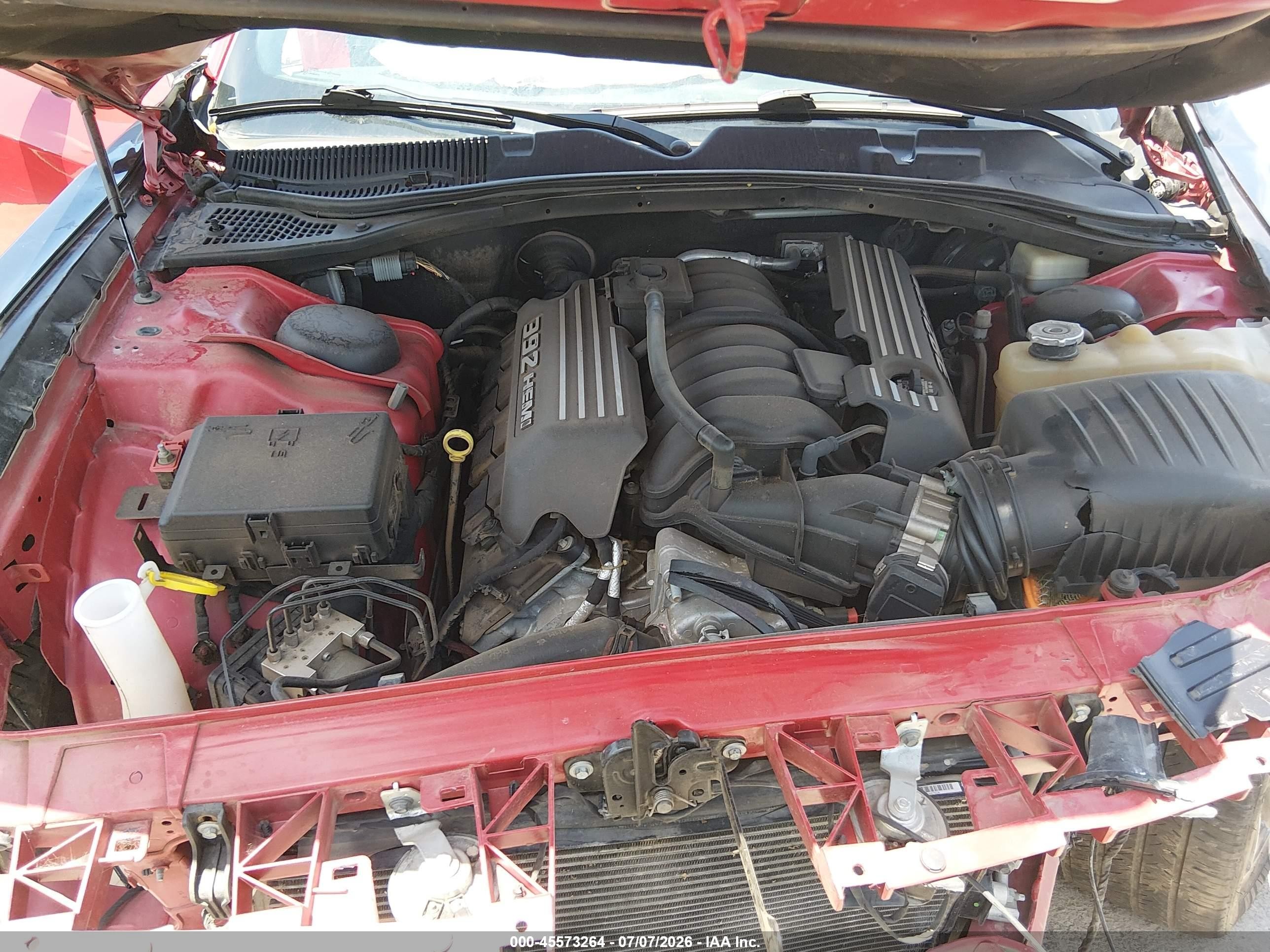 2015 Dodge Challenger Srt 392 Red vin: 2C3CDZDJ3FH892889