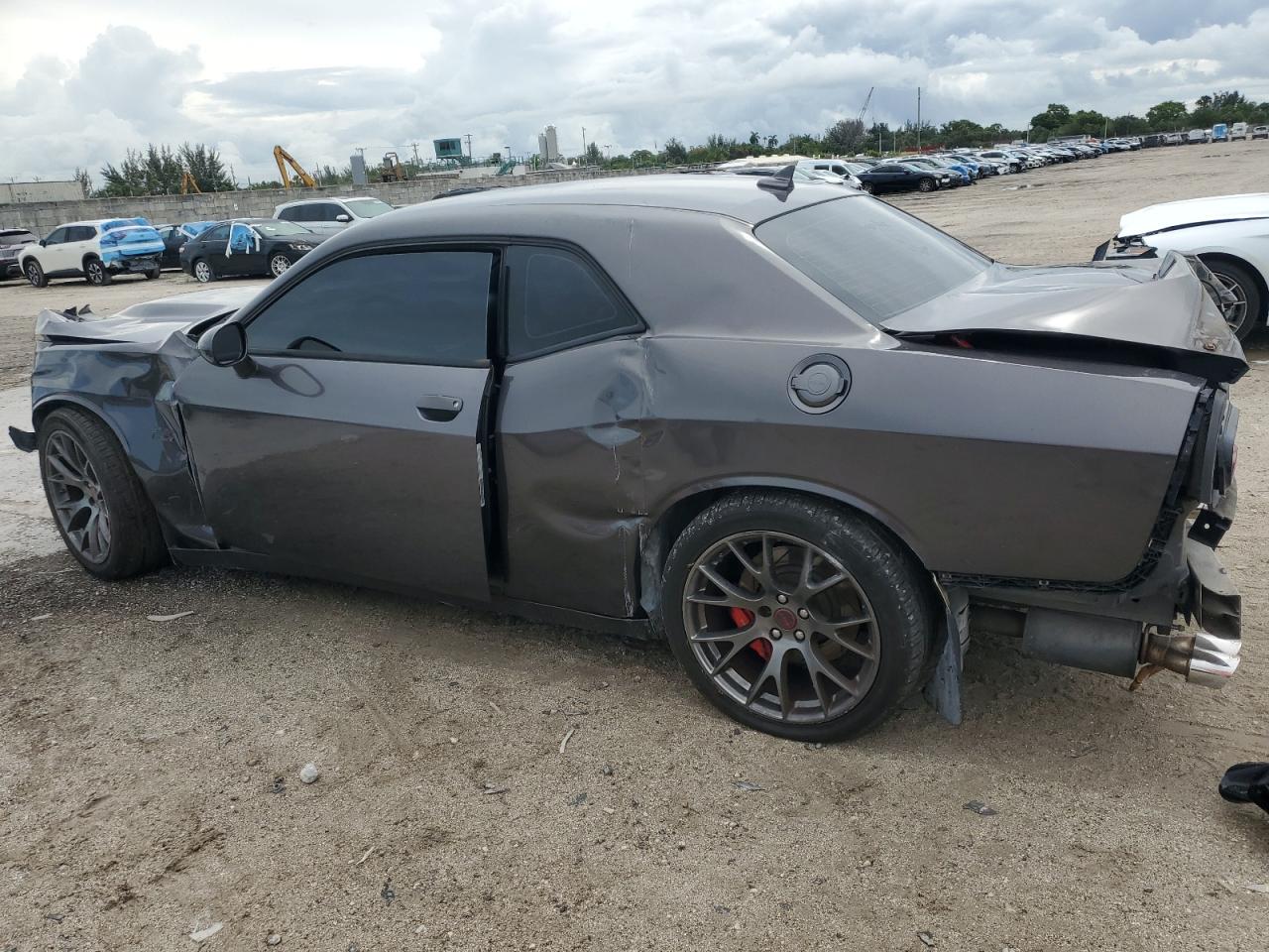 2015 Dodge Challenger Srt 392   Gray vin: 2C3CDZDJ4FH835486