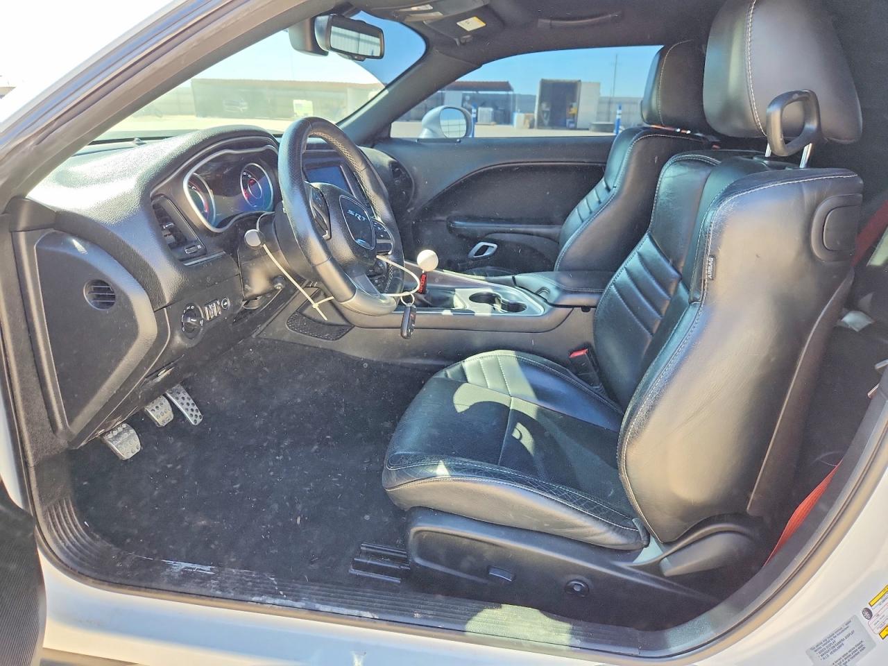 2015 Dodge Challenger Srt 392 White vin: 2C3CDZDJ4FH910915