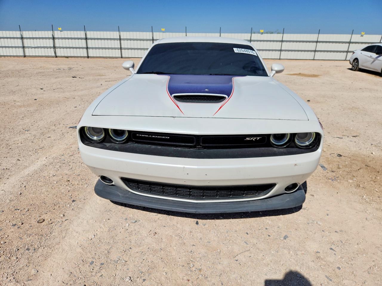 2015 Dodge Challenger Srt 392 White vin: 2C3CDZDJ4FH910915