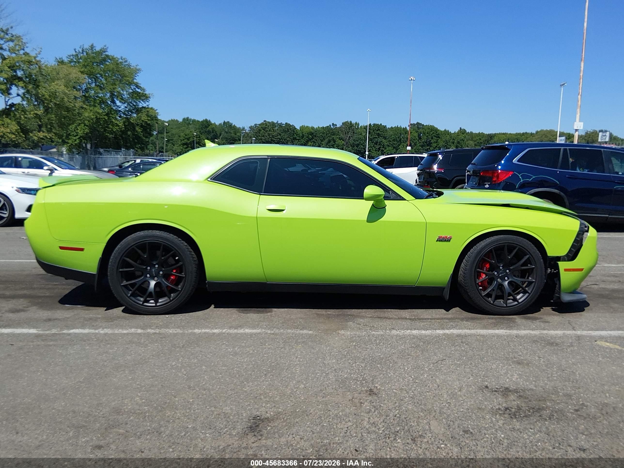 2015 Dodge Challenger Srt 392 Green vin: 2C3CDZDJ5FH709752