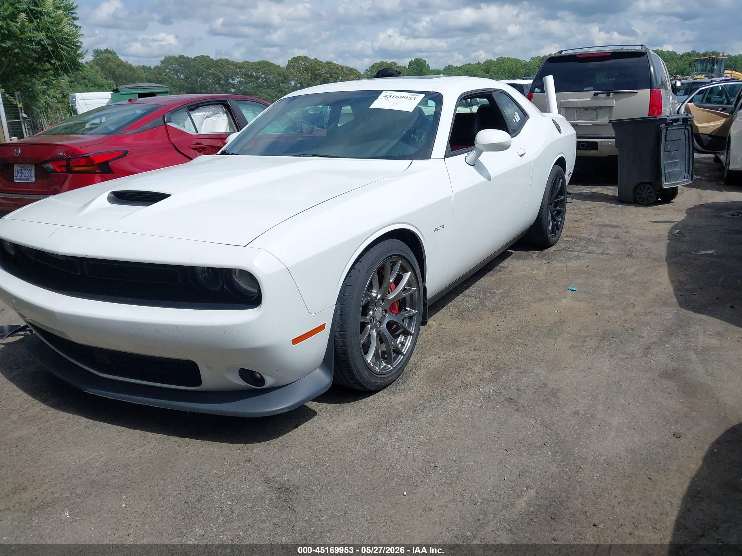 2015 Dodge Challenger Srt 392 White vin: 2C3CDZDJXFH706152