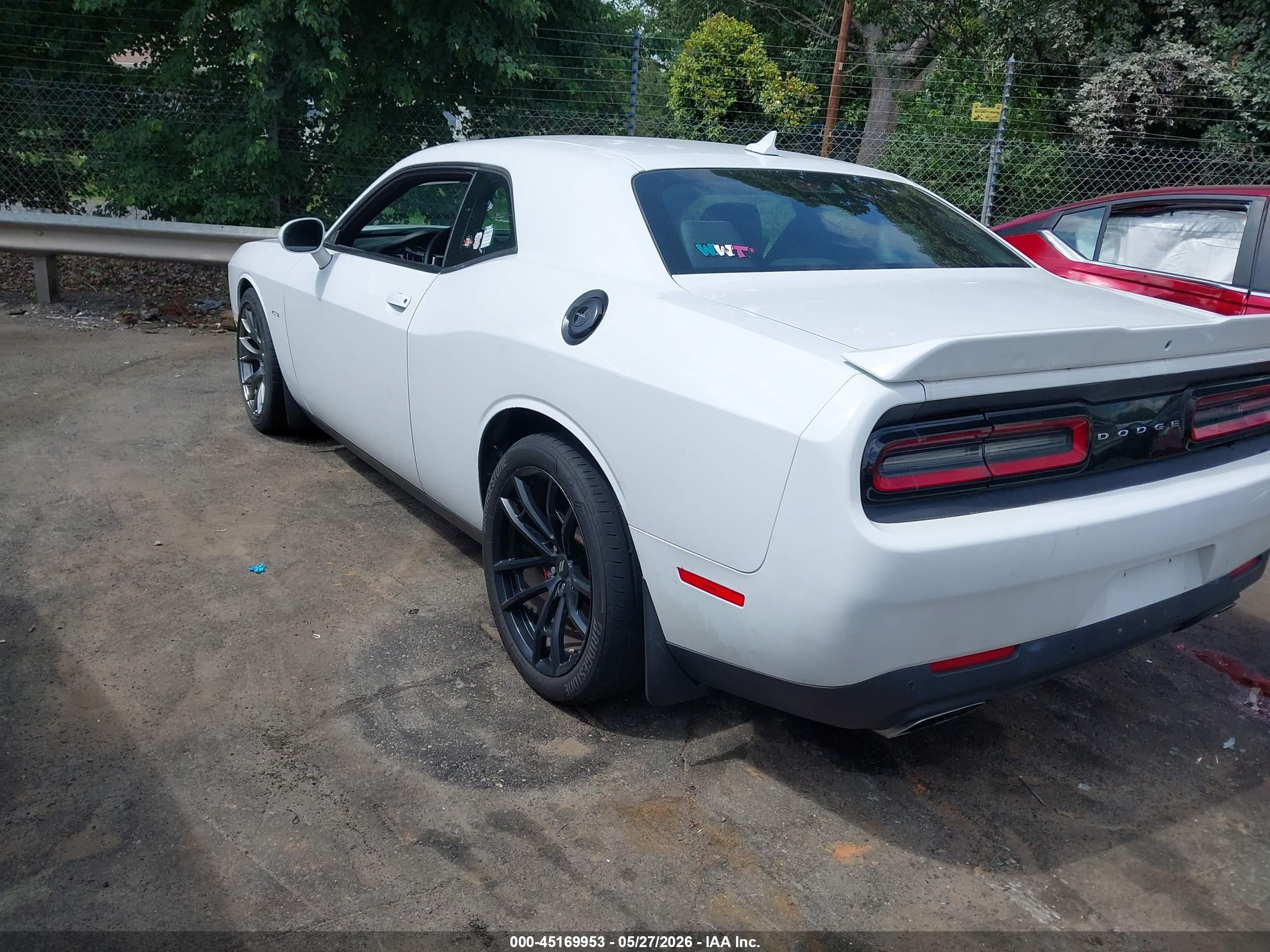 2015 Dodge Challenger Srt 392 White vin: 2C3CDZDJXFH706152