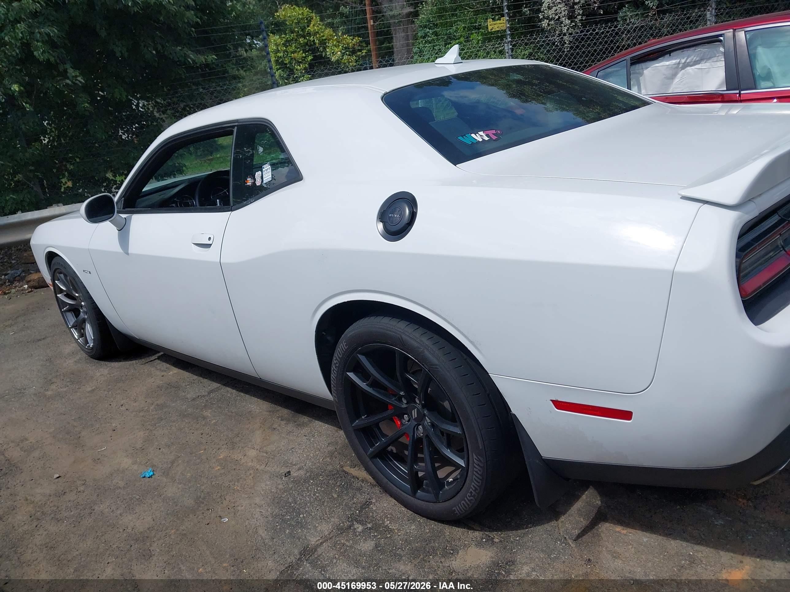 2015 Dodge Challenger Srt 392 White vin: 2C3CDZDJXFH706152