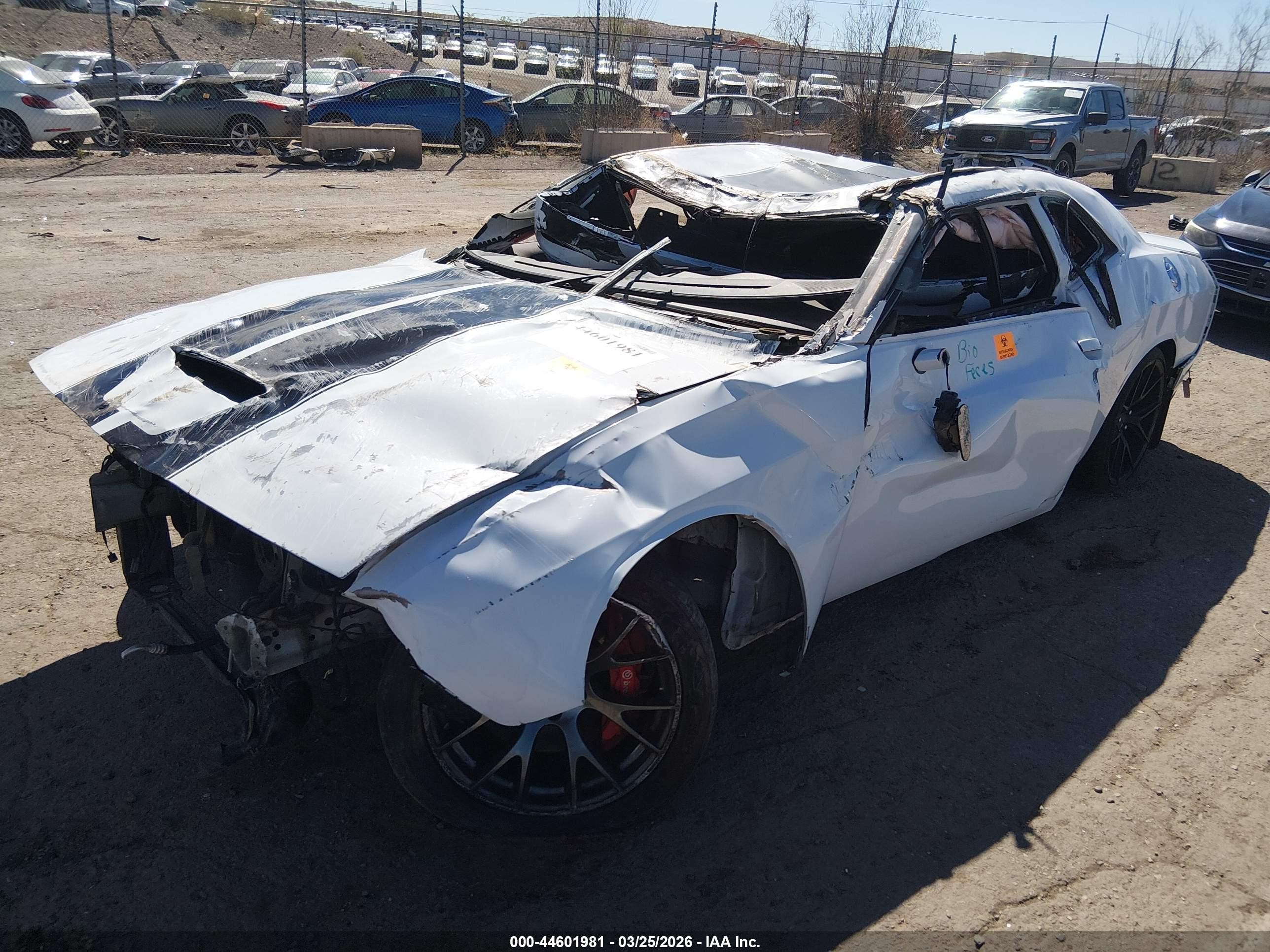 2015 Dodge Challenger Srt 392 White vin: 2C3CDZDJXFH720228