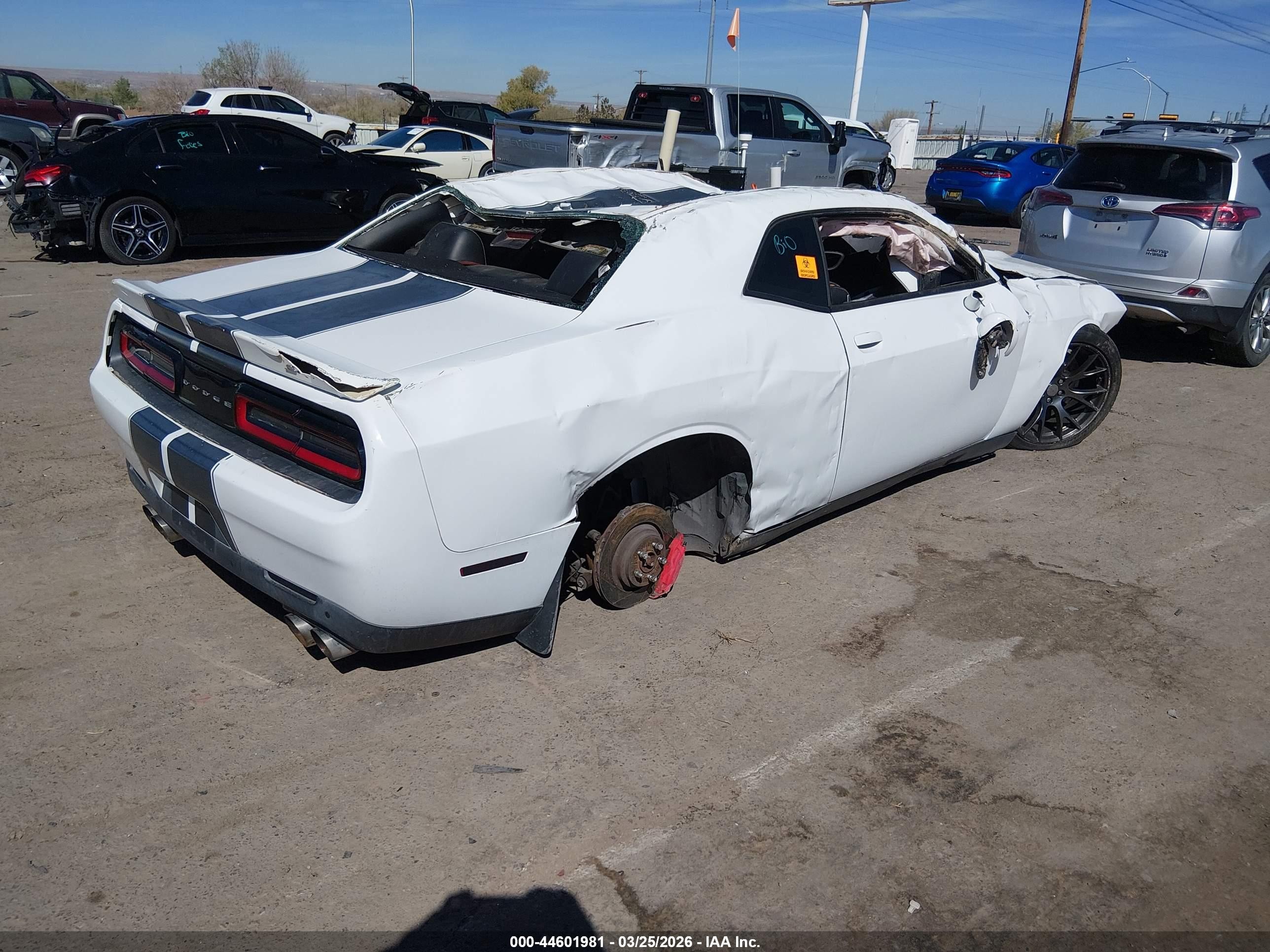 2015 Dodge Challenger Srt 392 White vin: 2C3CDZDJXFH720228
