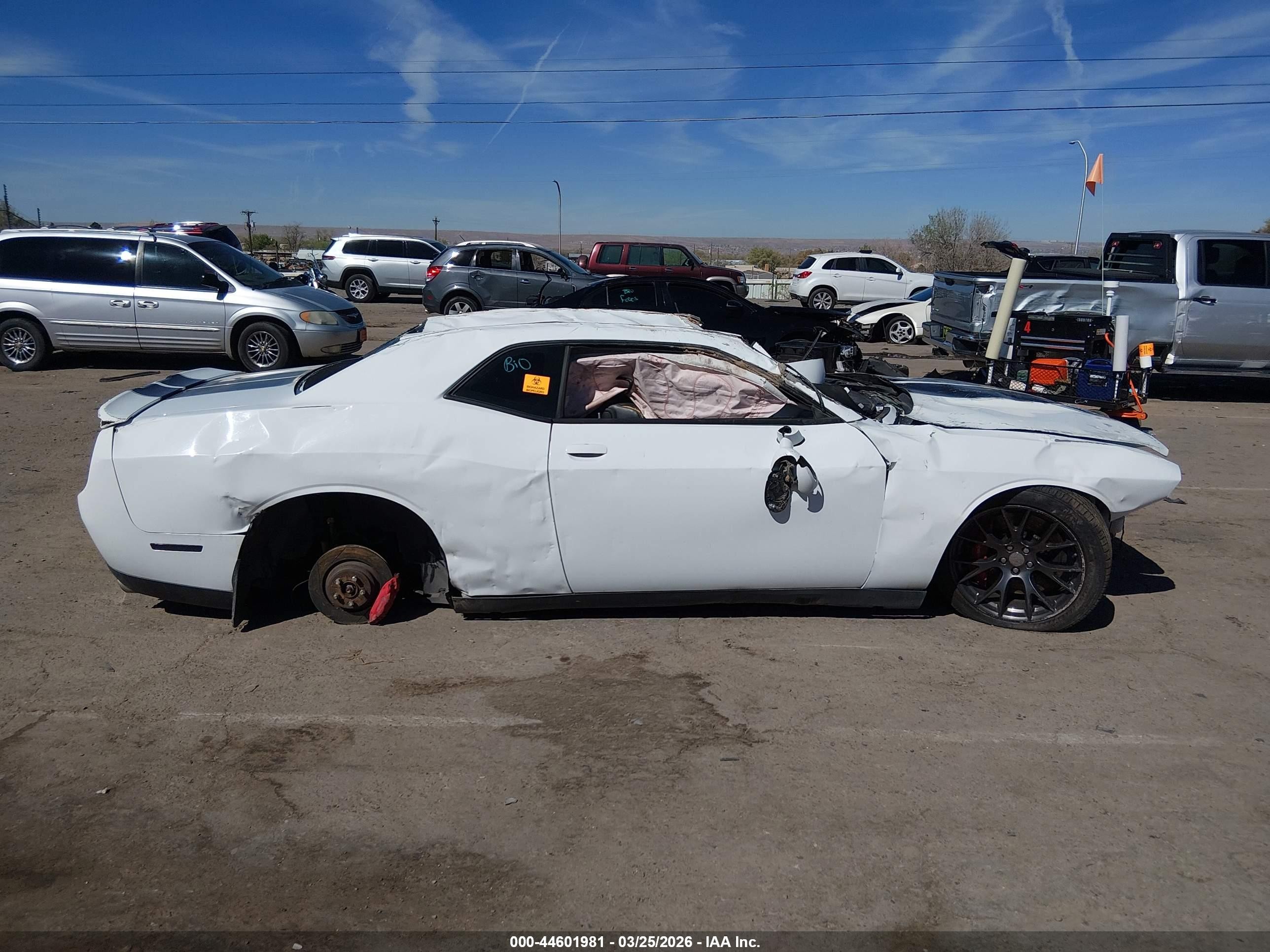 2015 Dodge Challenger Srt 392 White vin: 2C3CDZDJXFH720228