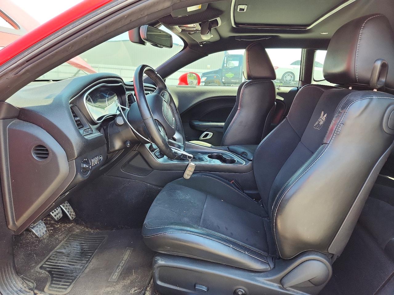 2016 Dodge Challenger R/t Scat Pack Red vin: 2C3CDZFJ0GH168351