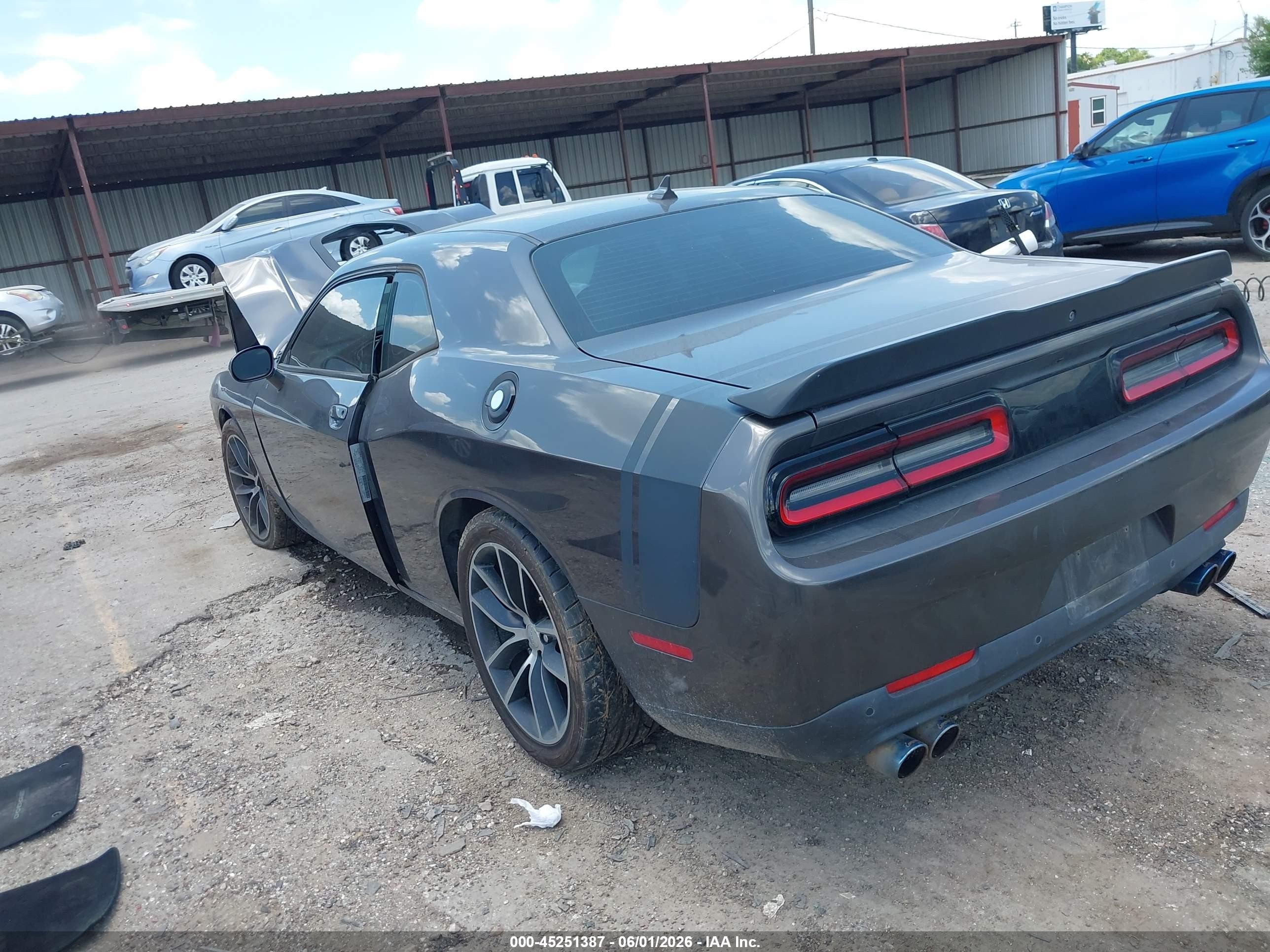 2016 Dodge Challenger 392 Hemi Scat Pack Shaker Серый vin: 2C3CDZFJ0GH276095