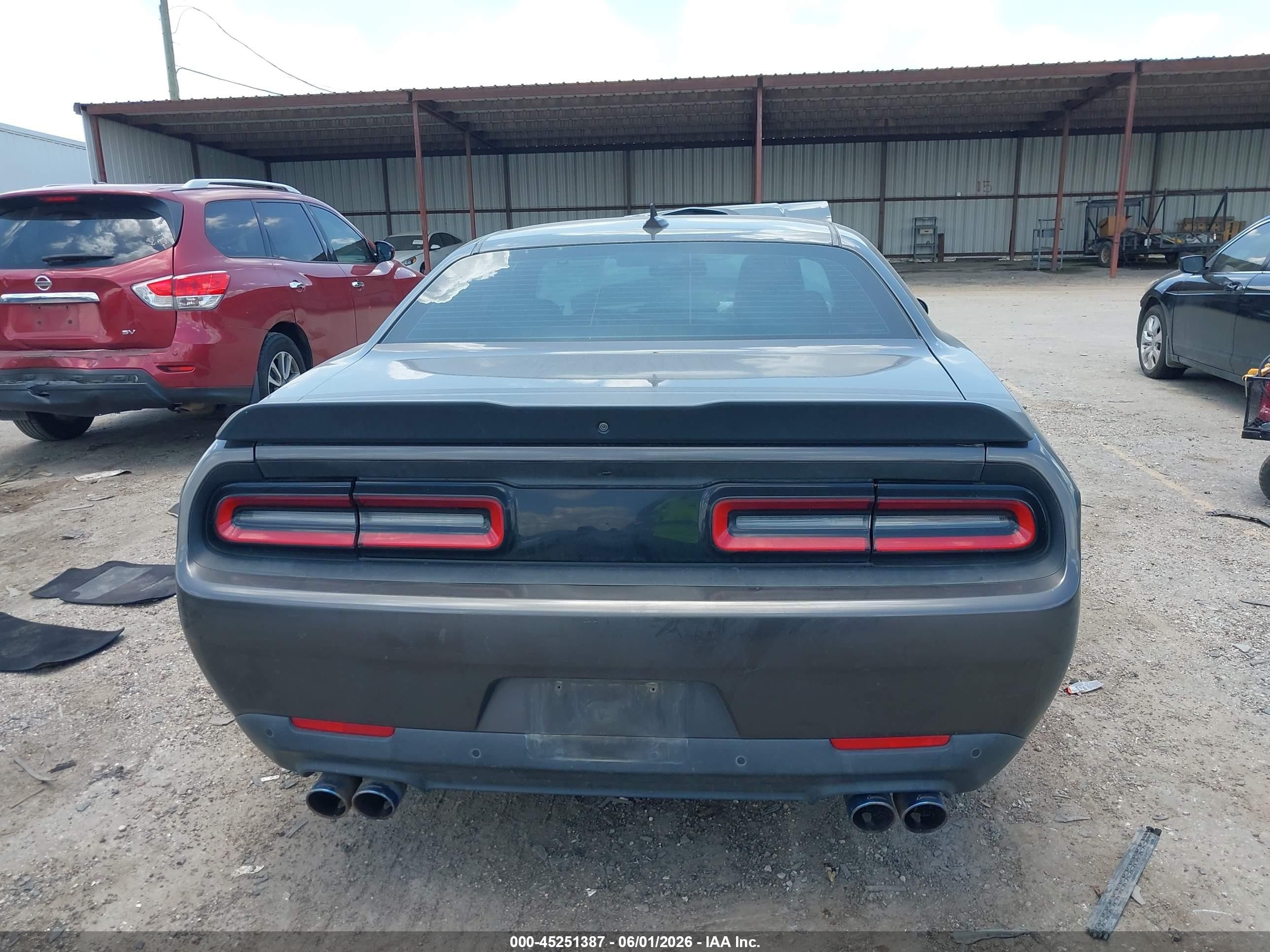2016 Dodge Challenger 392 Hemi Scat Pack Shaker Серый vin: 2C3CDZFJ0GH276095