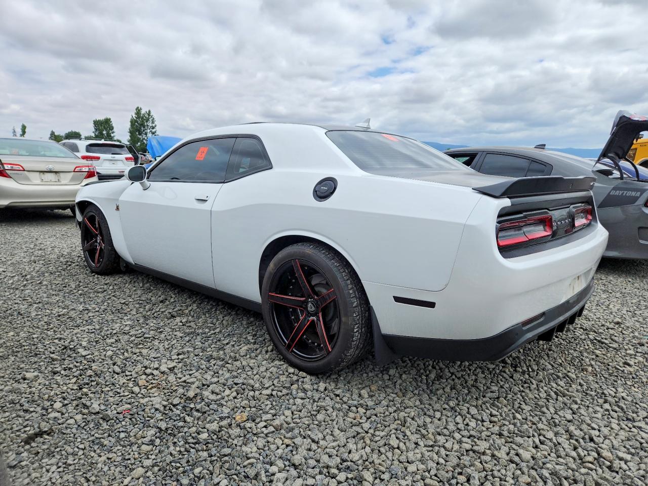 2015 Dodge Challenger R/t Scat Pack White vin: 2C3CDZFJ4FH816434