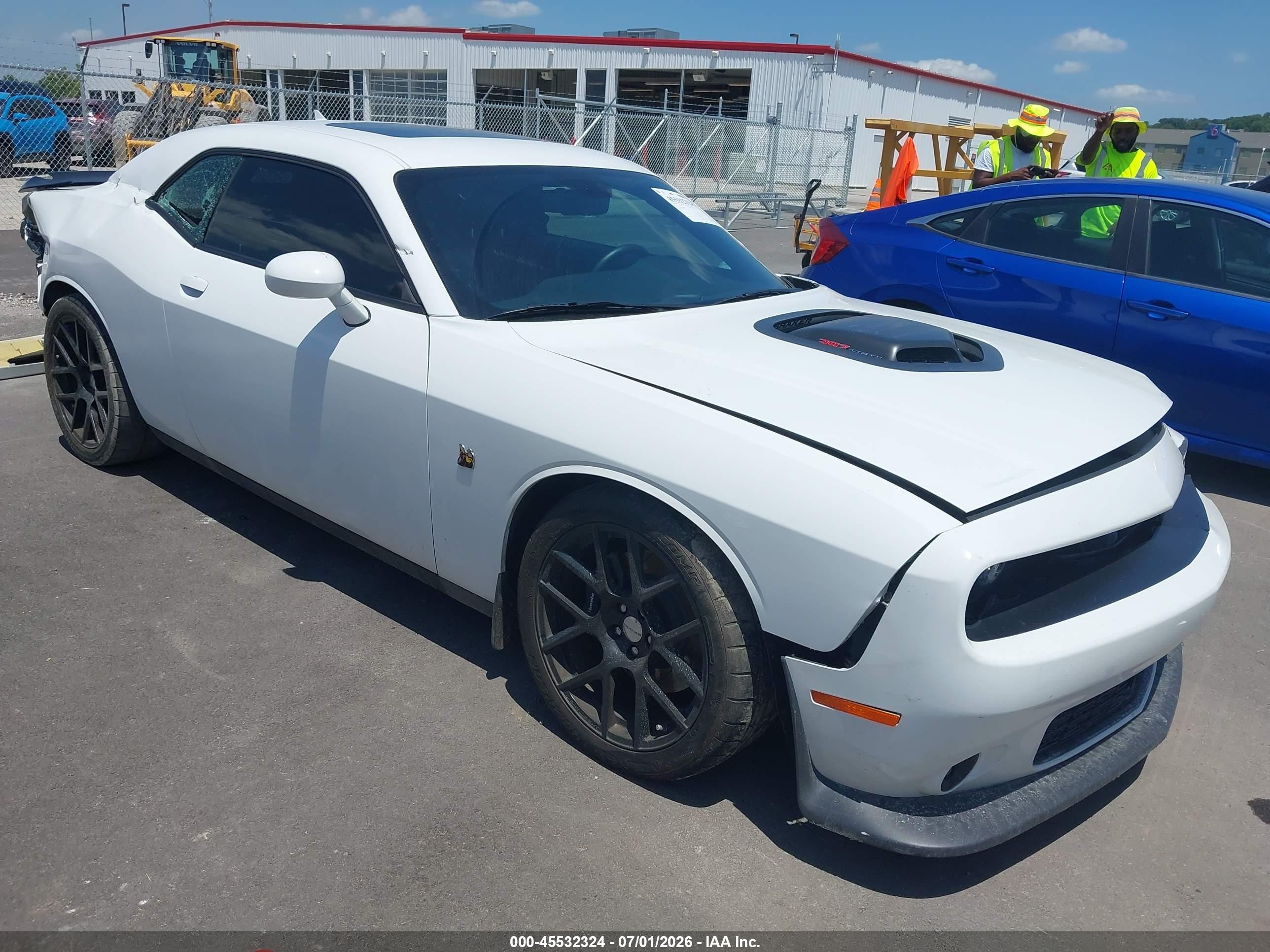 2015 Dodge Challenger R/t Scat Pack Shaker White vin: 2C3CDZFJ4FH868629
