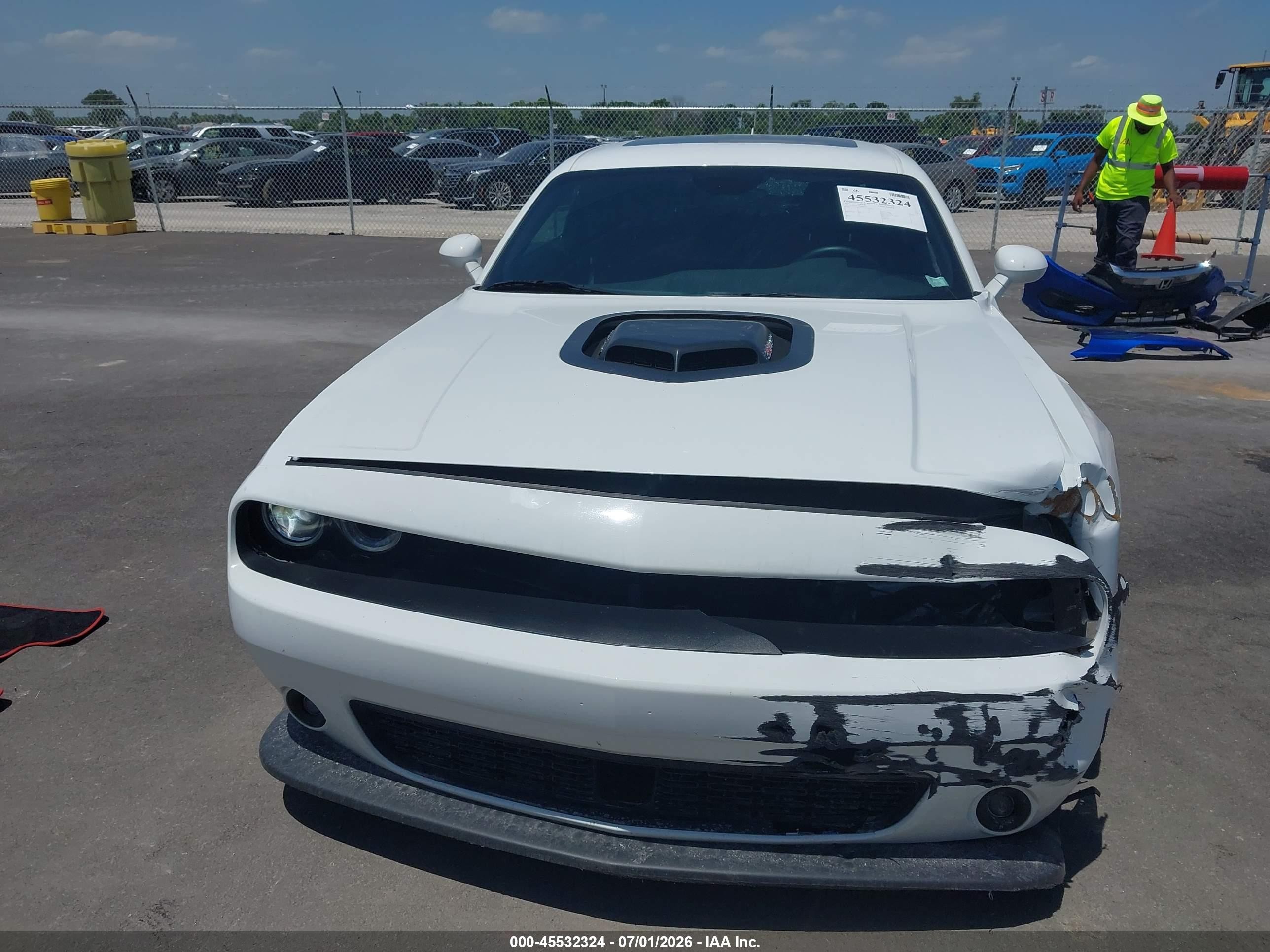 2015 Dodge Challenger R/t Scat Pack Shaker White vin: 2C3CDZFJ4FH868629