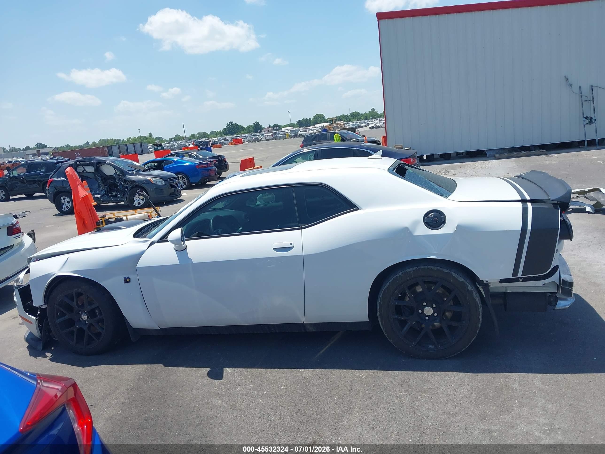 2015 Dodge Challenger R/t Scat Pack Shaker White vin: 2C3CDZFJ4FH868629