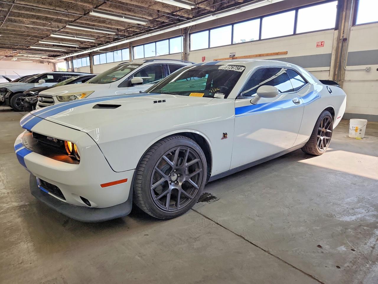 2016 Dodge Challenger R/t Scat Pack Белый vin: 2C3CDZFJ6GH234451