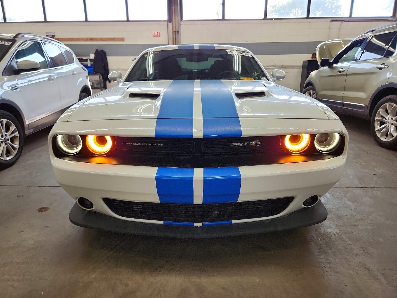 2016 Dodge Challenger R/t Scat Pack Белый vin: 2C3CDZFJ6GH234451