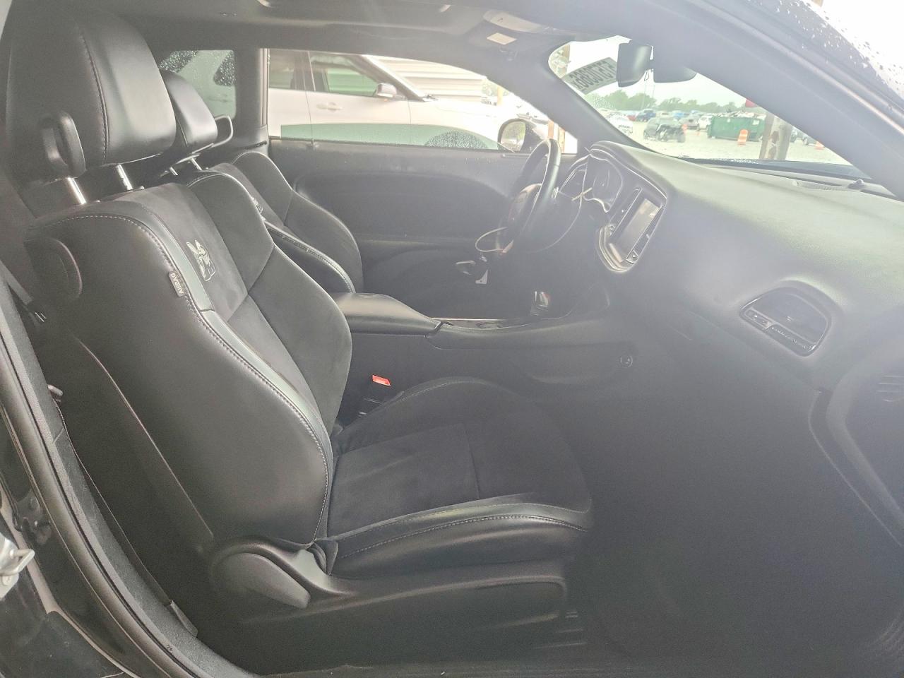 2016 Dodge Challenger R Black vin: 2C3CDZFJ6GH256594