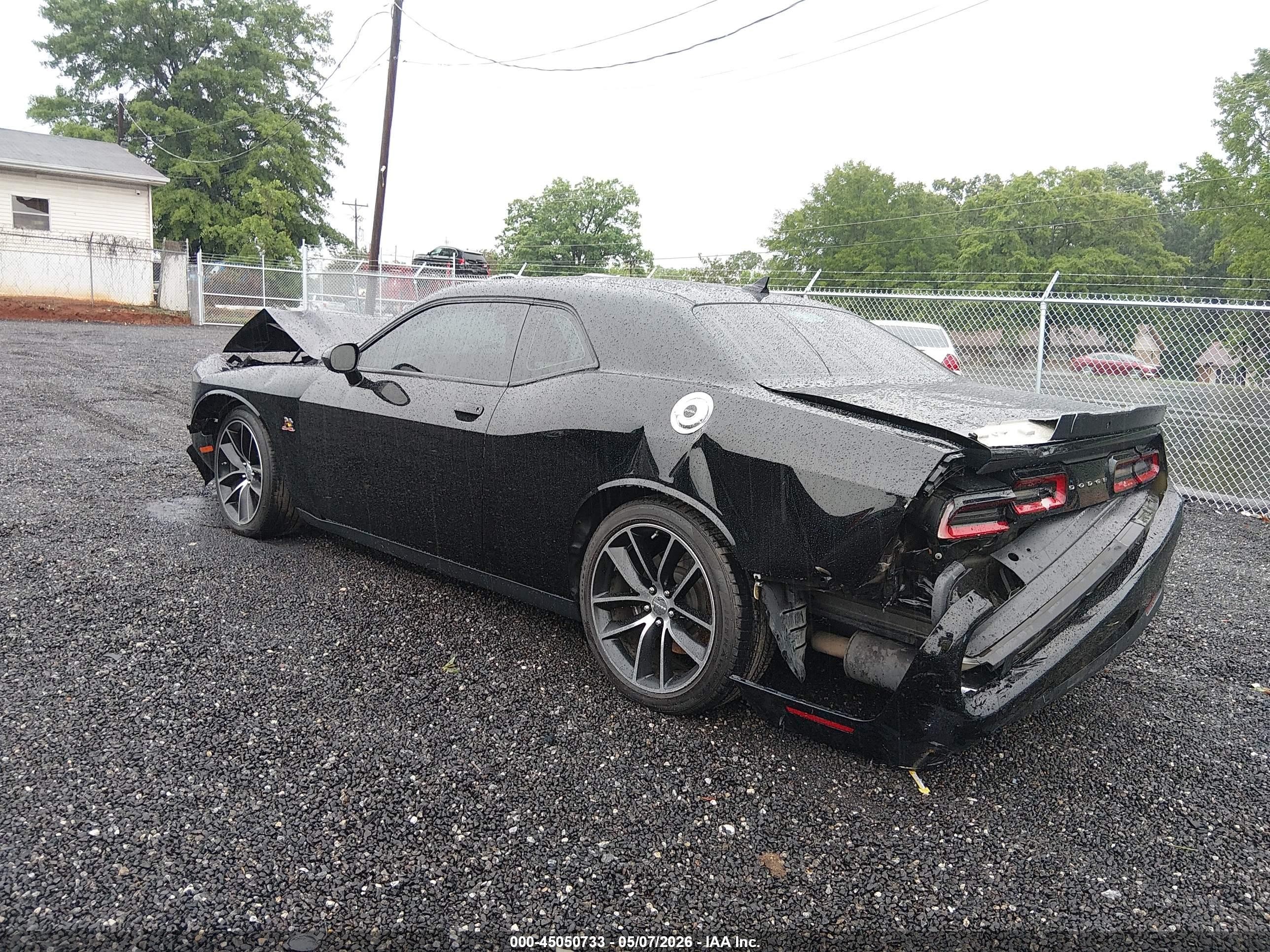 2016 Dodge Challenger R/t Scat Pack Black vin: 2C3CDZFJ7GH271525