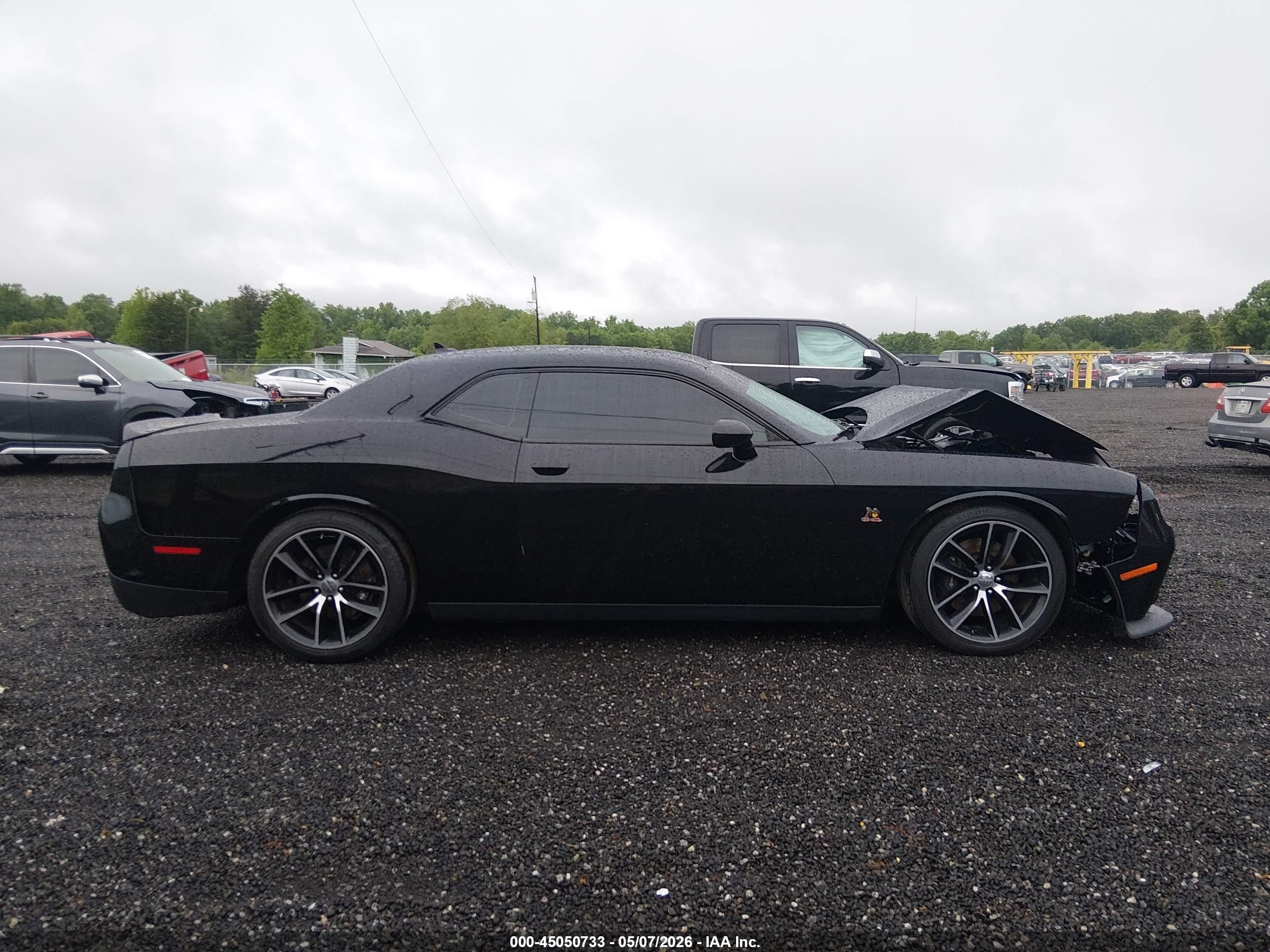 2016 Dodge Challenger R/t Scat Pack Black vin: 2C3CDZFJ7GH271525