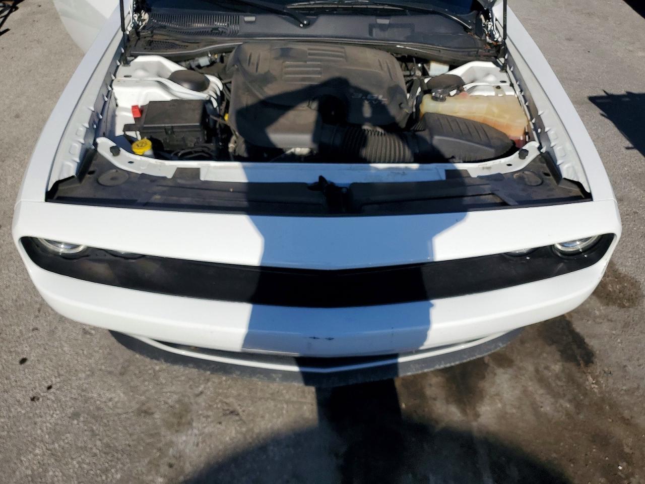 2021 Dodge Challenger Sxt White vin: 2C3CDZGG3MH662282