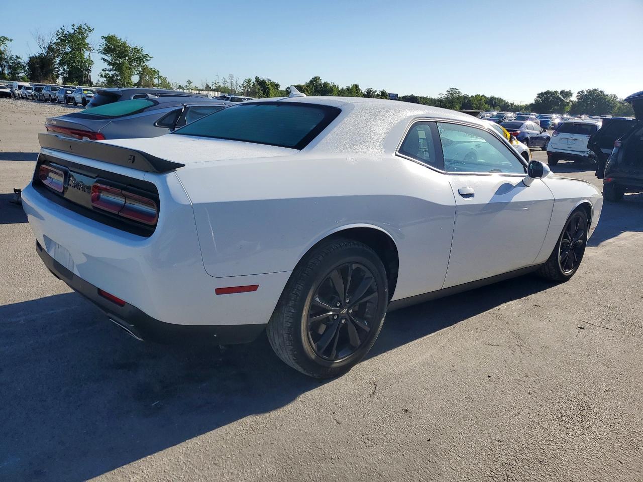 2021 Dodge Challenger Sxt White vin: 2C3CDZGG3MH662282