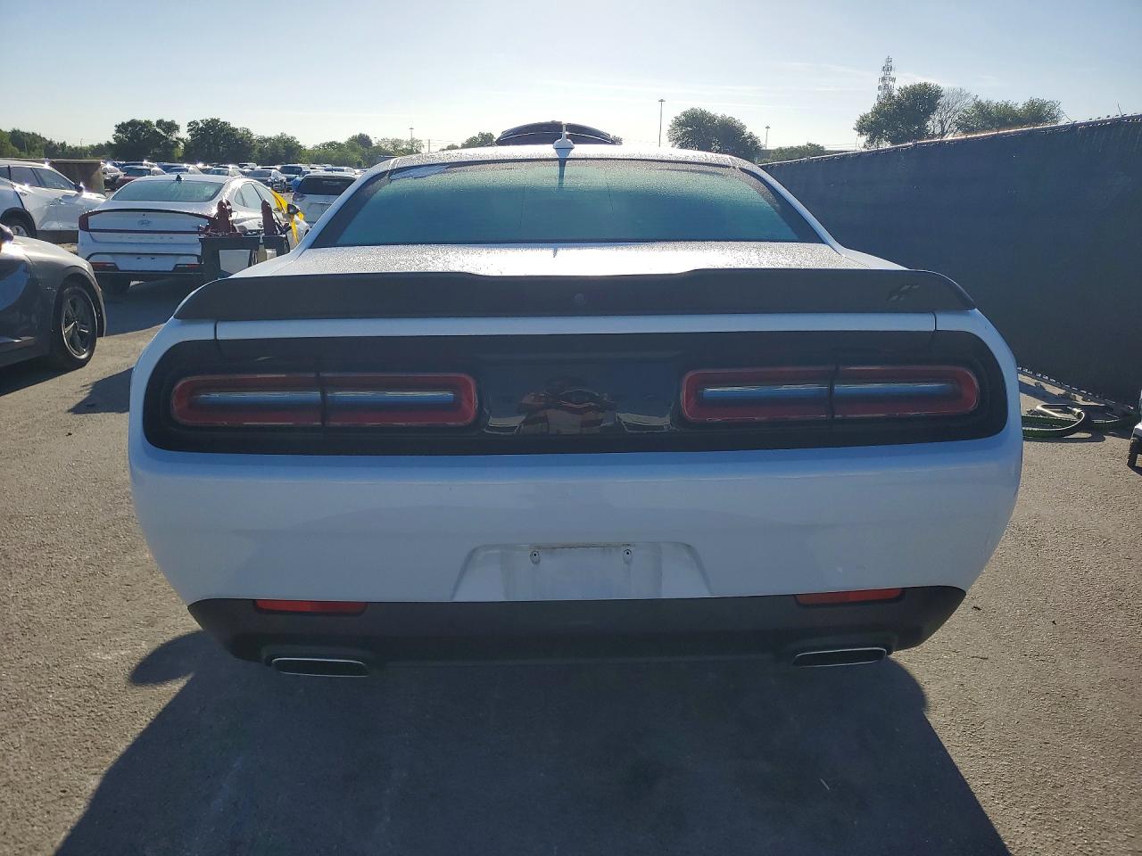 2021 Dodge Challenger Sxt White vin: 2C3CDZGG3MH662282