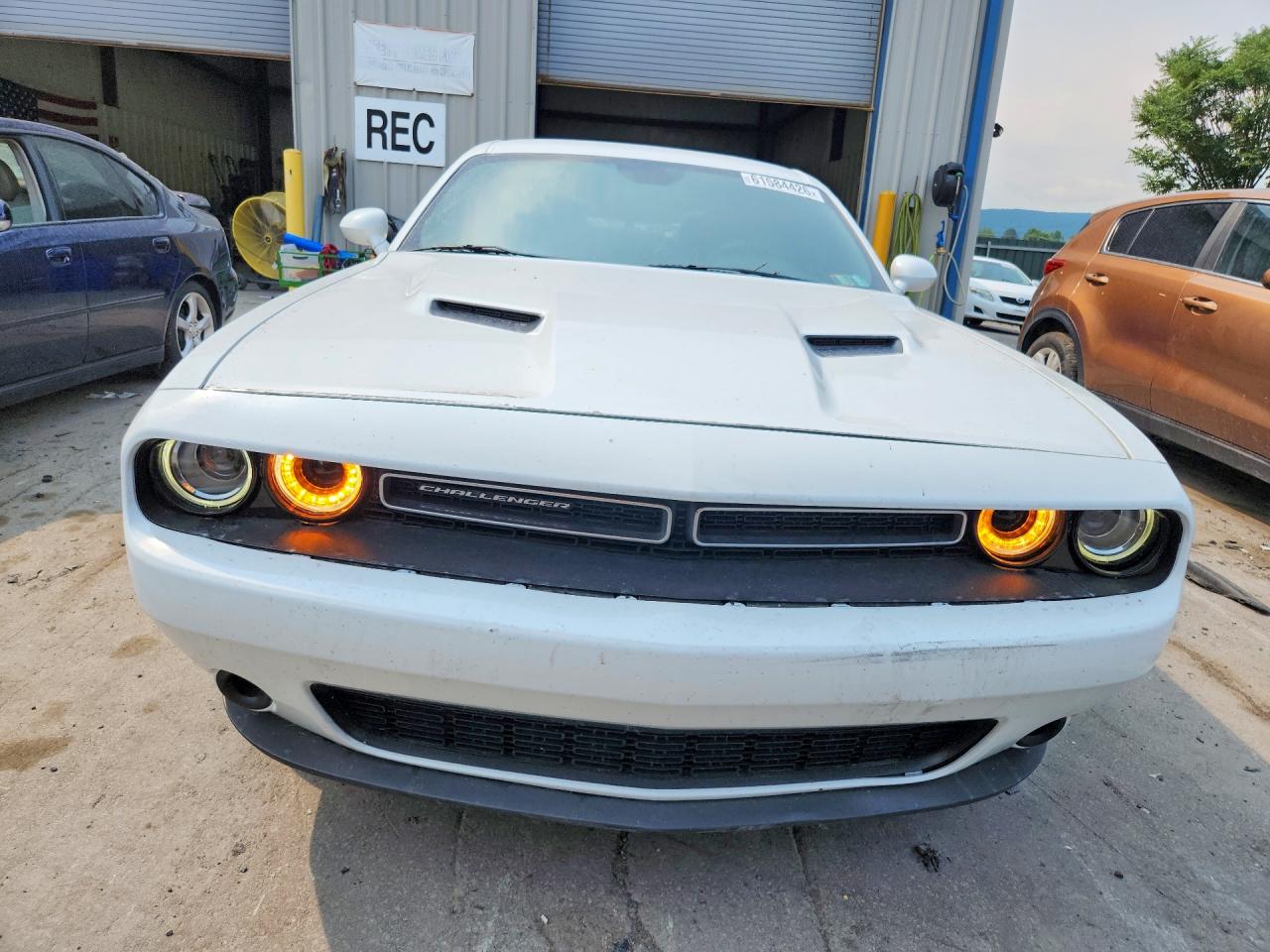 2020 Dodge Challenger Sxt White vin: 2C3CDZGG4LH174764