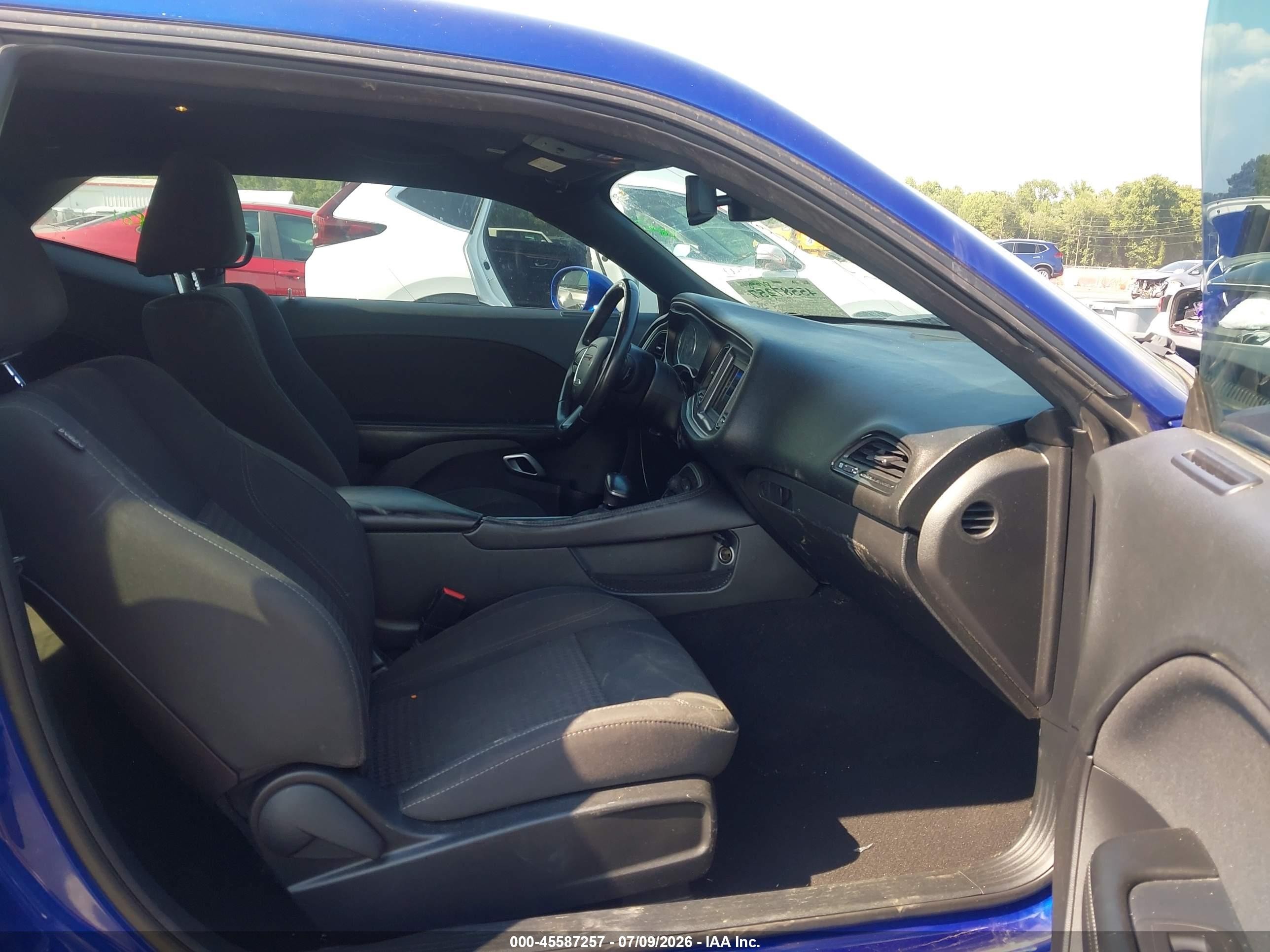 2019 Dodge Challenger Sxt Awd Синий vin: 2C3CDZGG9KH607235