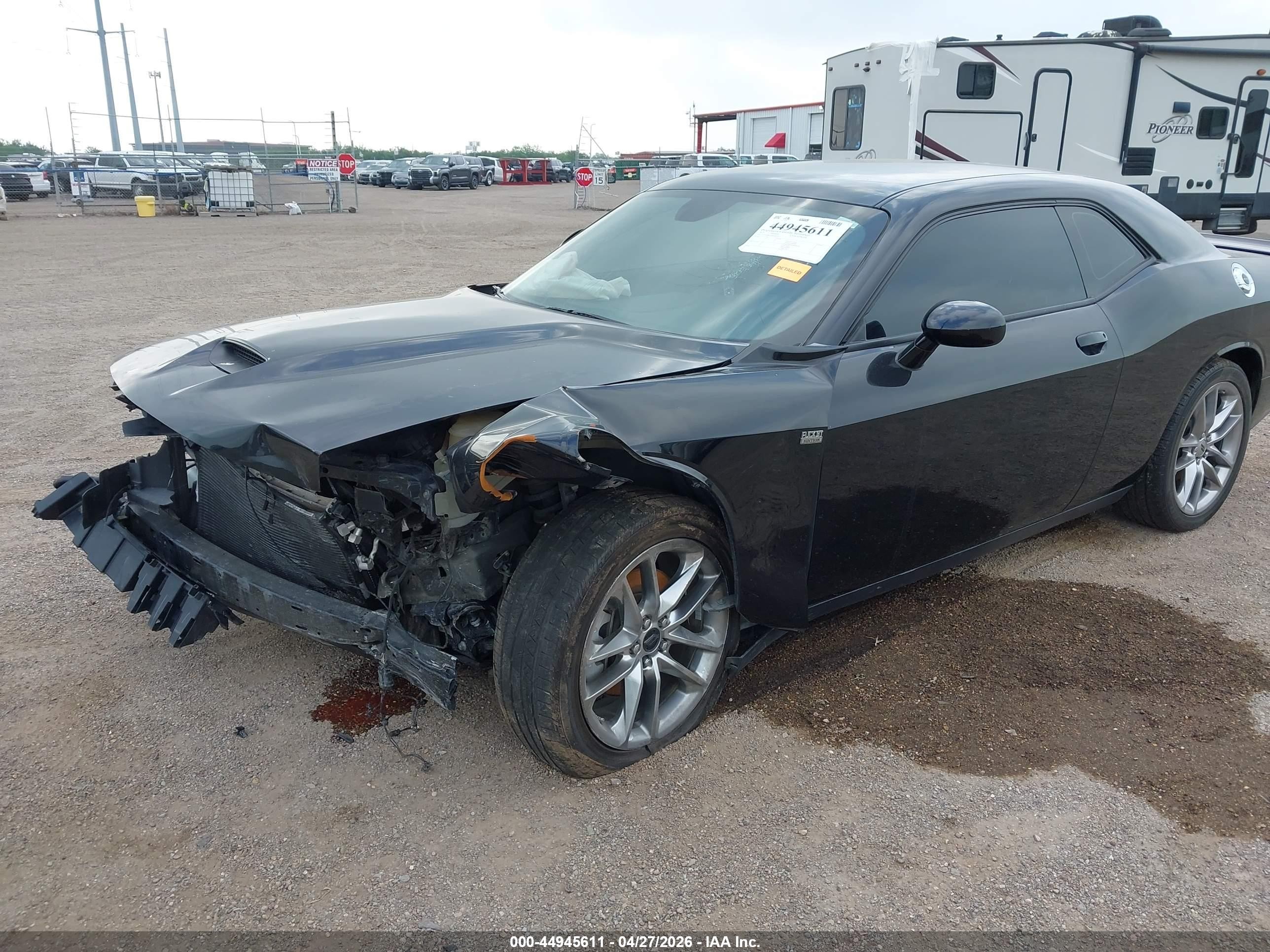 2022 Dodge Challenger Gt Awd Black vin: 2C3CDZKG1NH204510