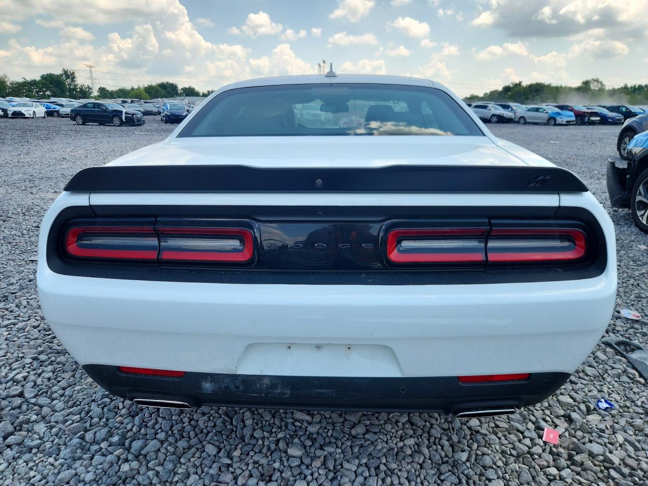 2022 Dodge Challenger Gt White vin: 2C3CDZKG8NH243112