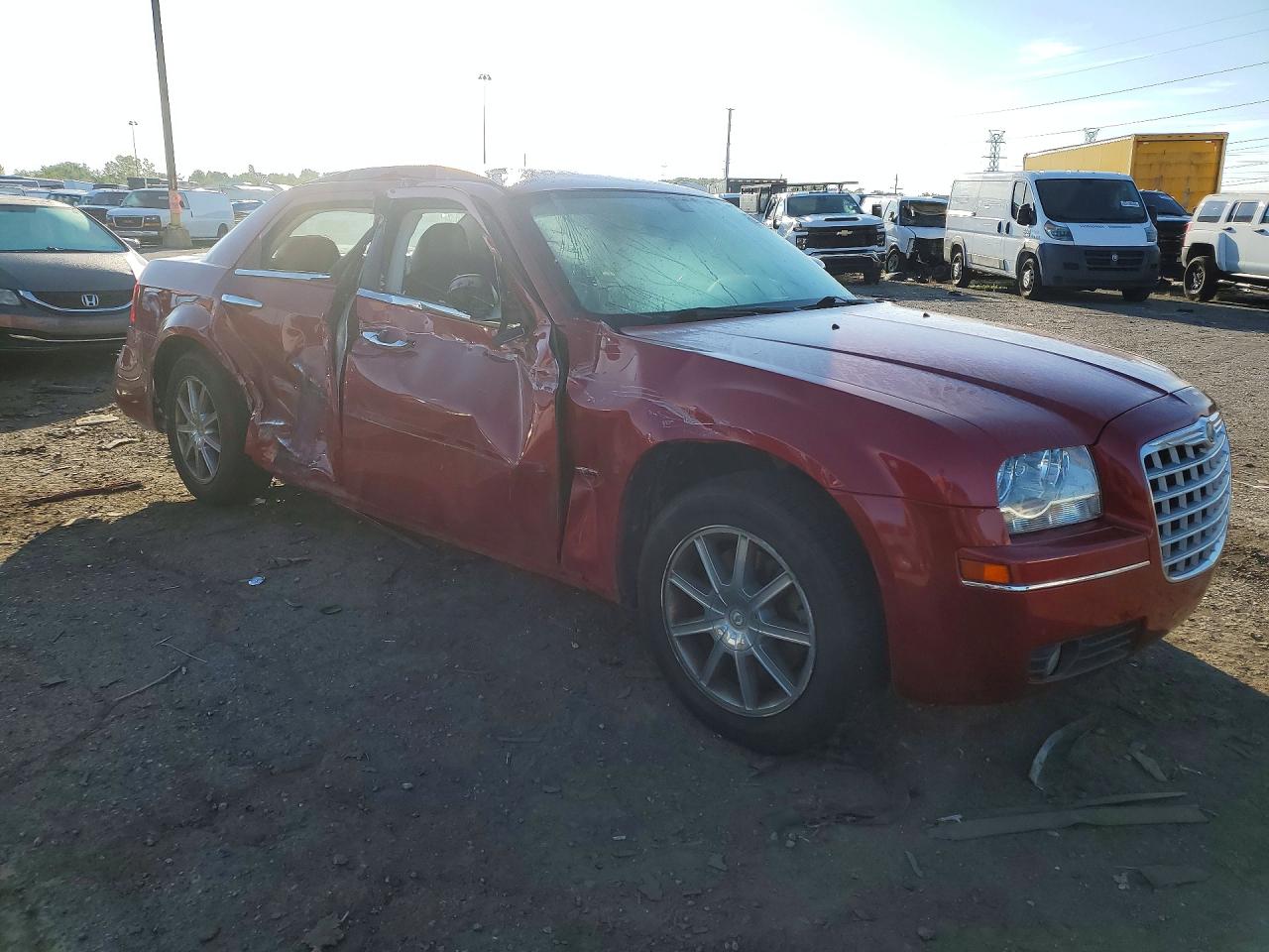 2010 Chrysler 300 Touring Red vin: 2C3CK5CV4AH113334
