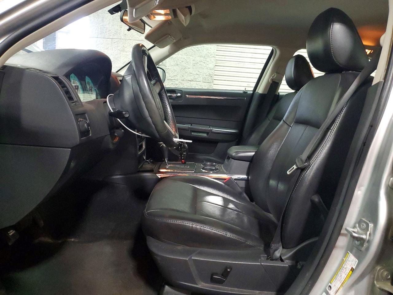 2010 Chrysler 300 Touring Silver vin: 2C3CK5CV4AH181763