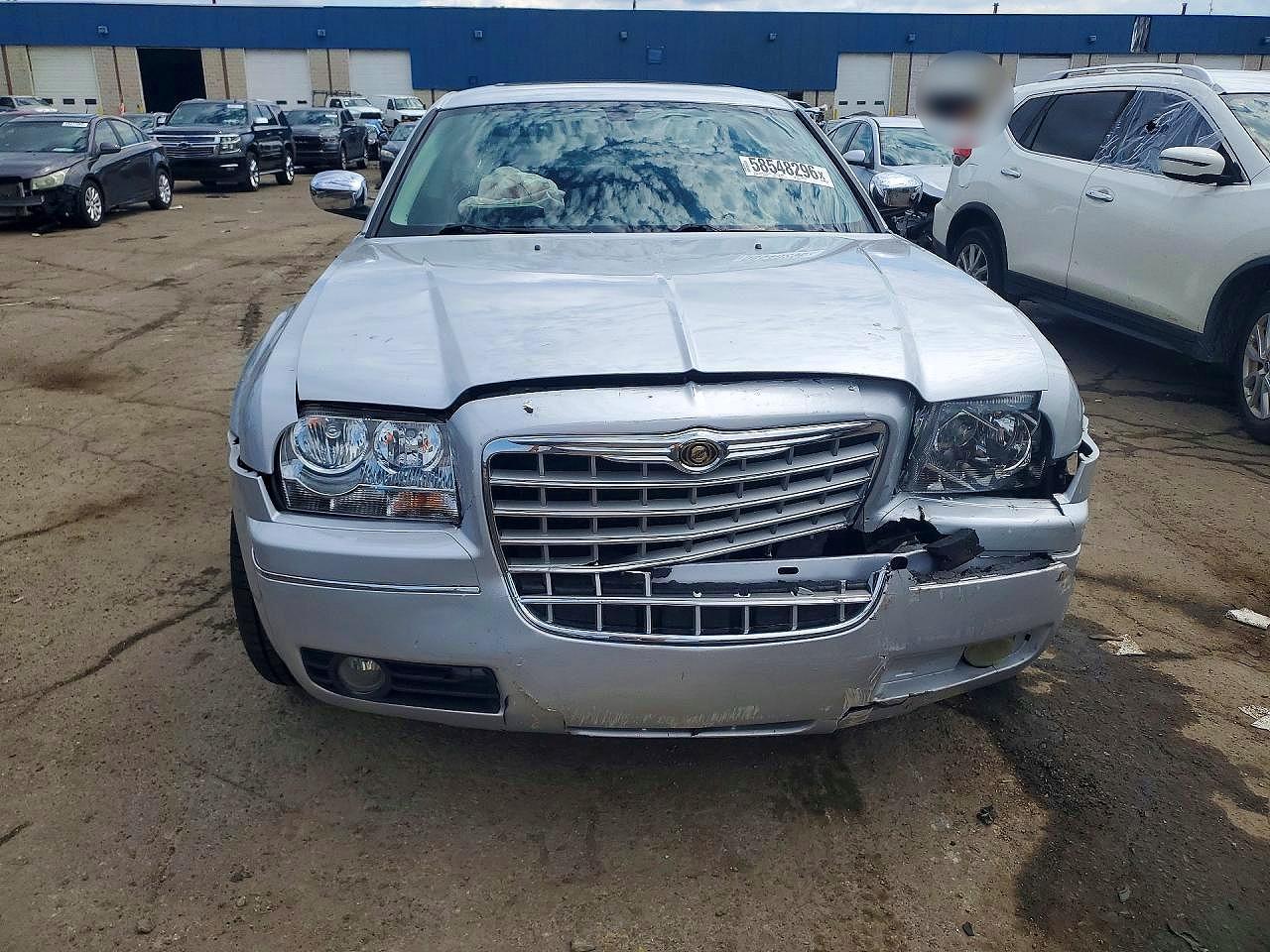 2010 Chrysler 300 Touring Серебряный vin: 2C3CK5CV5AH133284