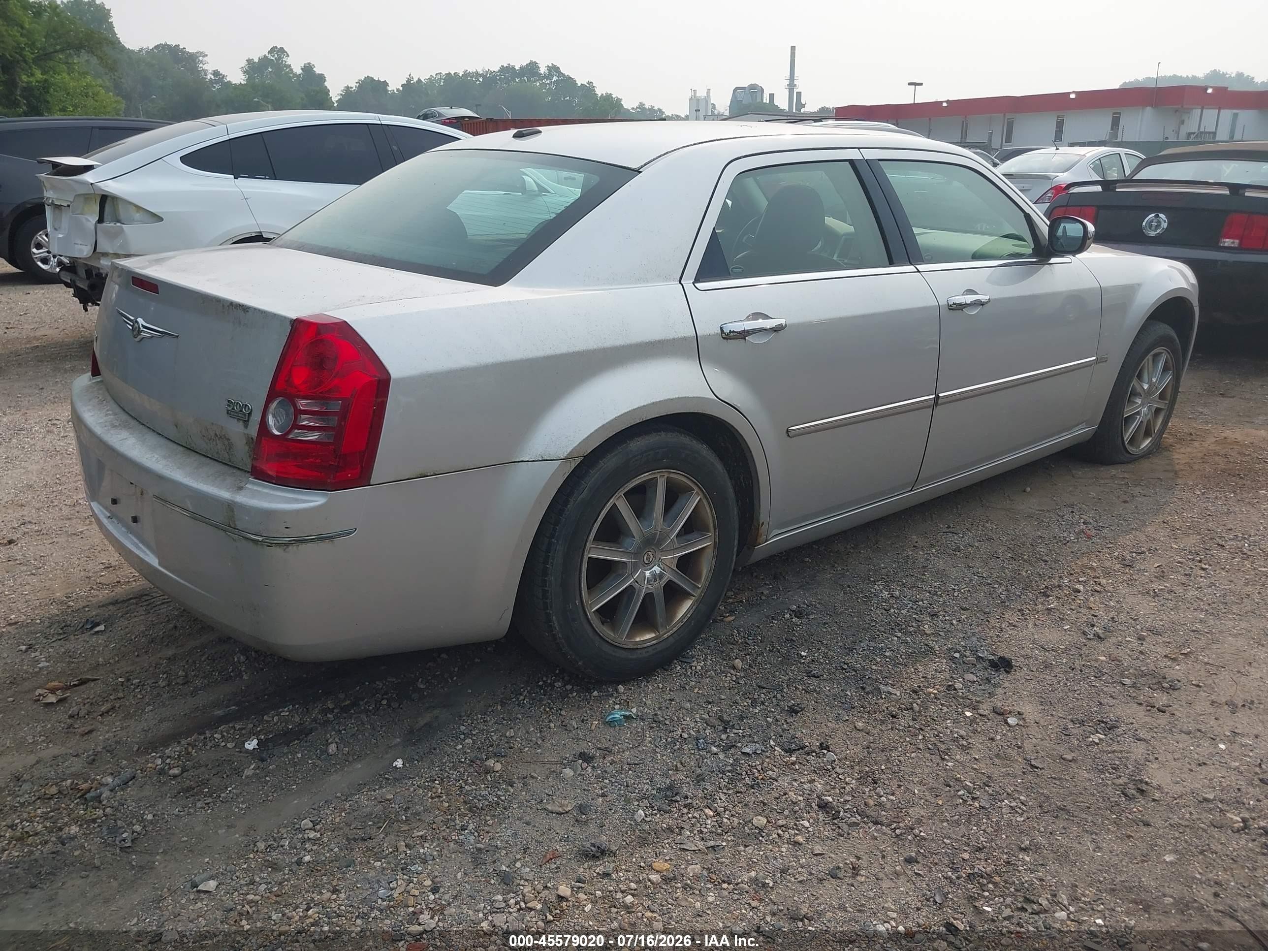 2010 Chrysler 300 Touring/signature Series Silver vin: 2C3CK5CV6AH134539