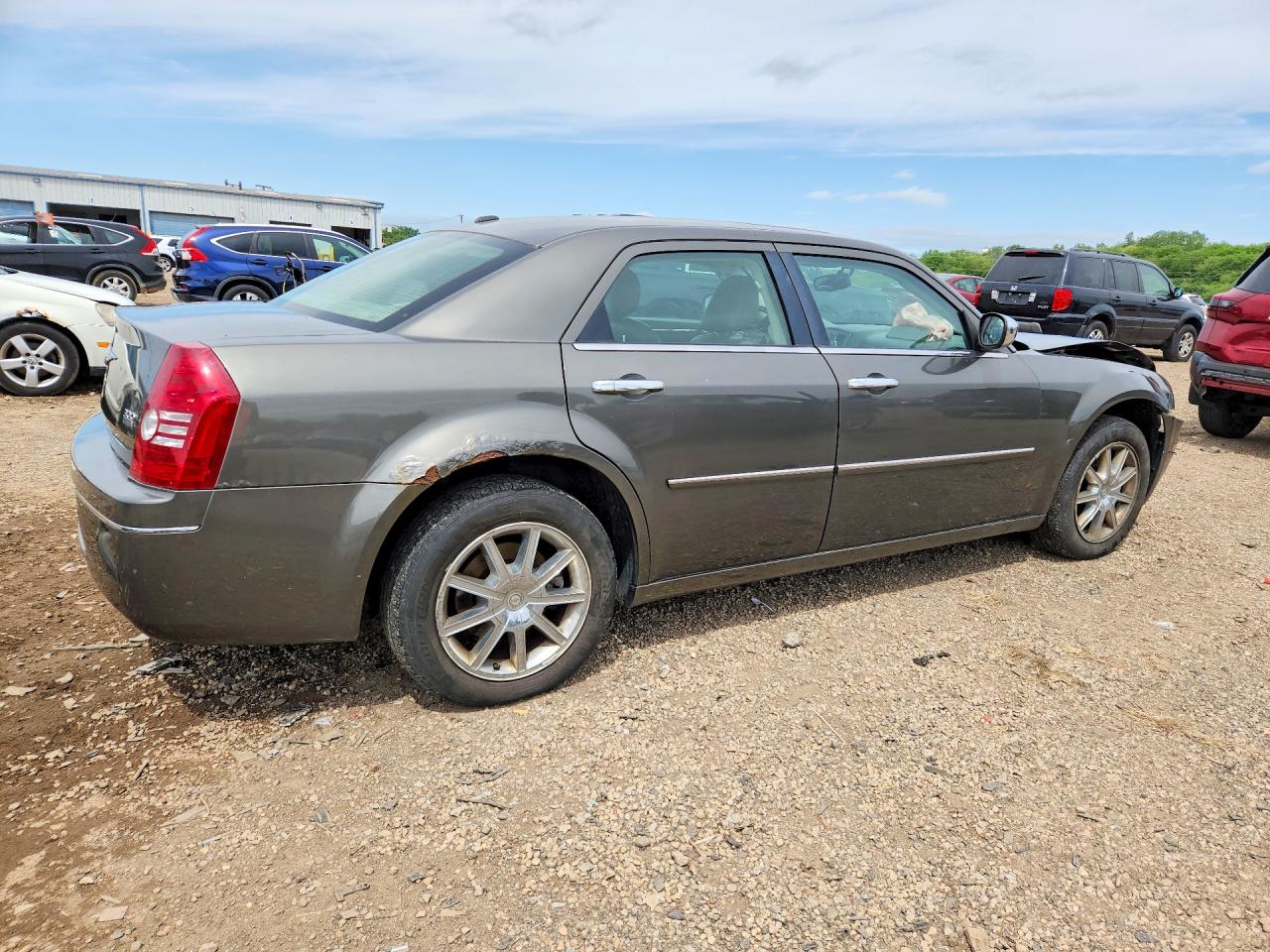 2010 Chrysler 300 Touring Угольный vin: 2C3CK5CV8AH211573