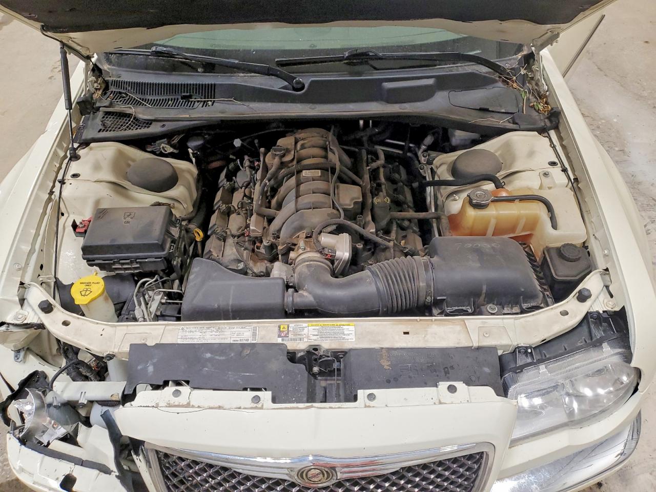 2010 Chrysler 300c Beige vin: 2C3CK6CT2AH239406